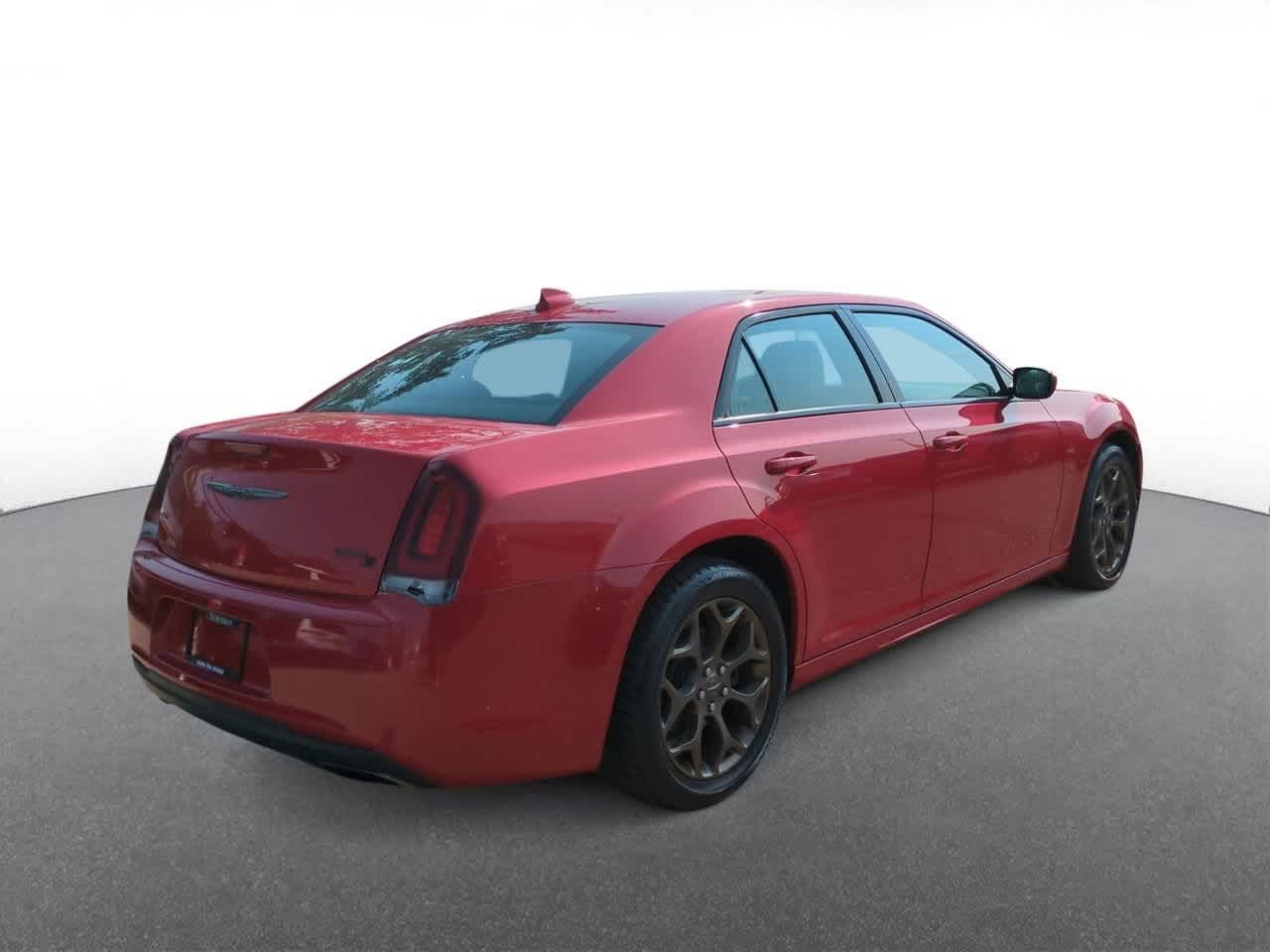 Thumbnail: 2017 Chrysler 300 - 8