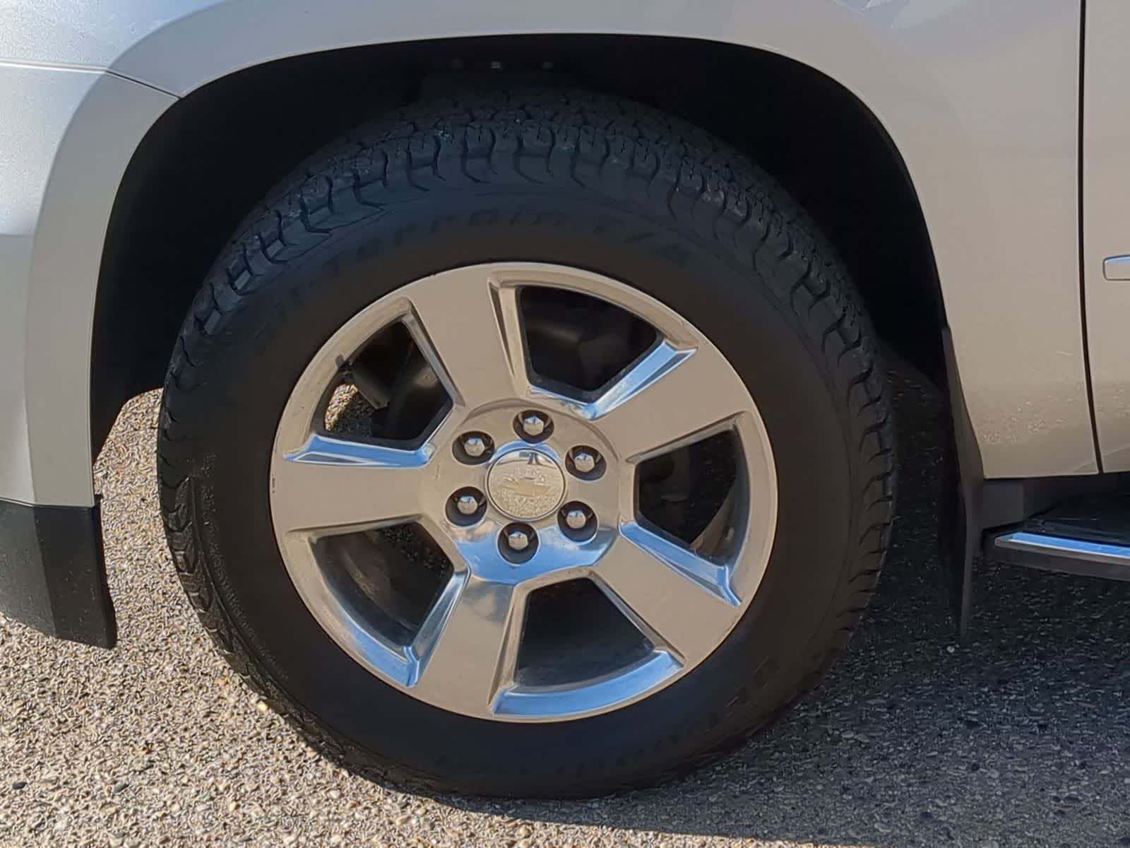 Thumbnail: 2020 Chevrolet Tahoe - 14