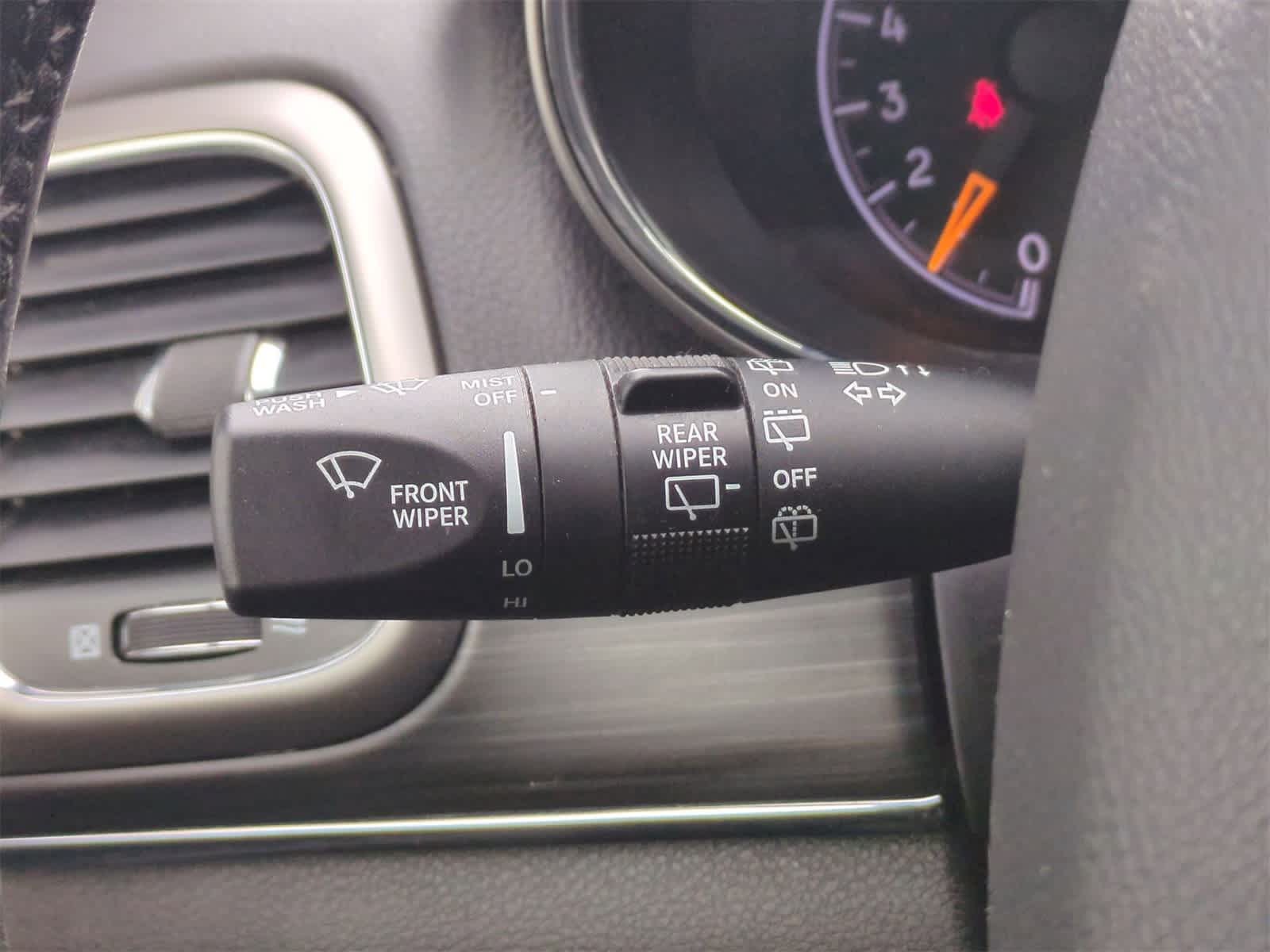 Thumbnail: 2021 Jeep Grand Cherokee - 34