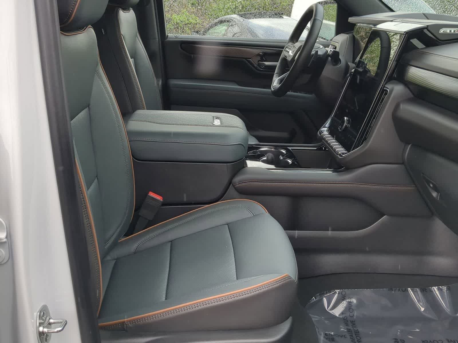 Thumbnail: 2025 GMC Yukon - 21