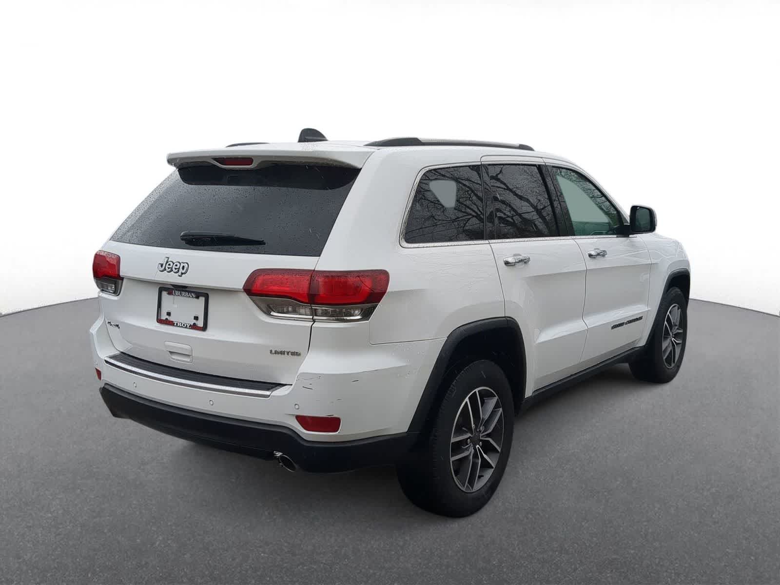 Thumbnail: 2020 Jeep Grand Cherokee - 8