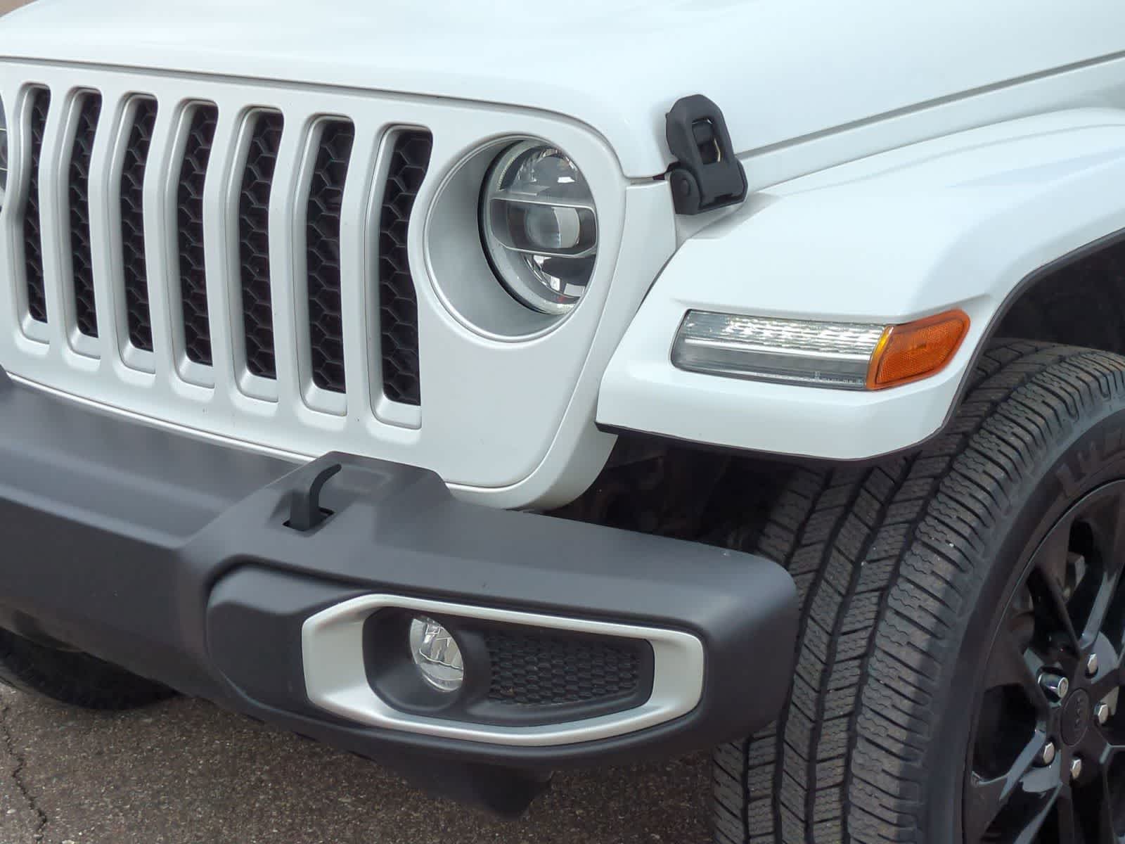 Thumbnail: 2021 Jeep Wrangler - 11