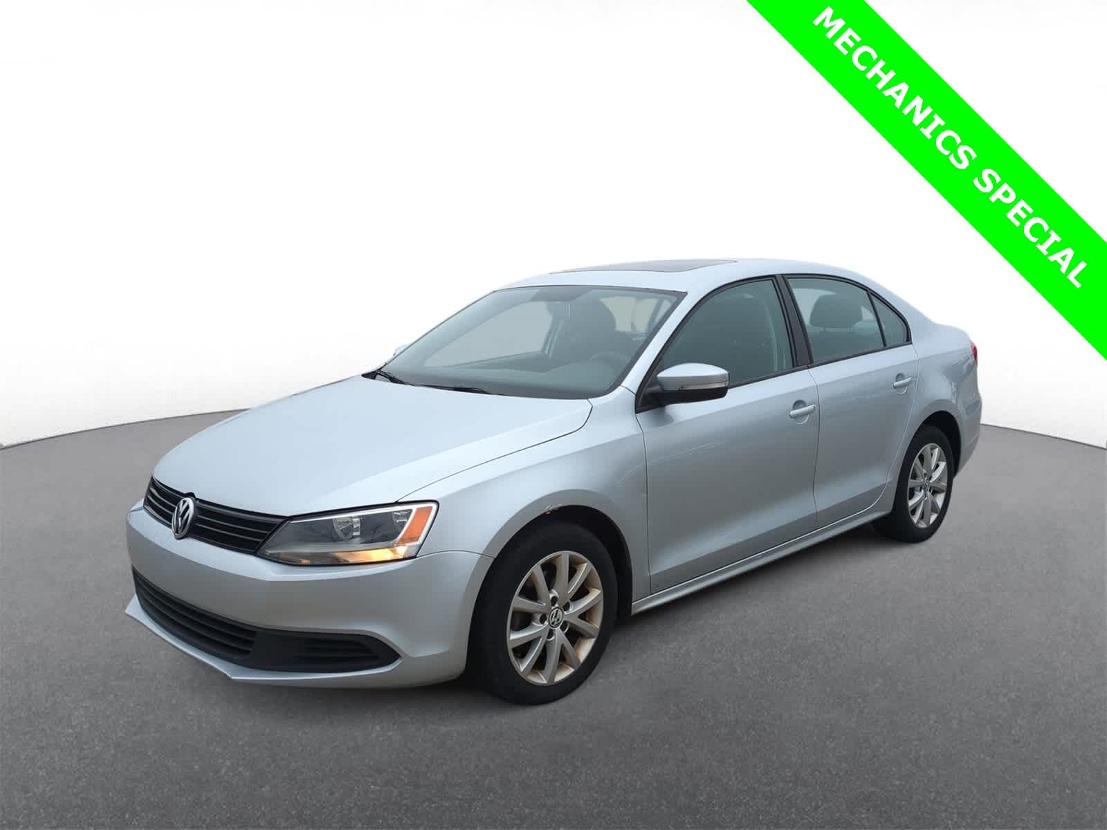 Thumbnail: 2011 Volkswagen Jetta - 4