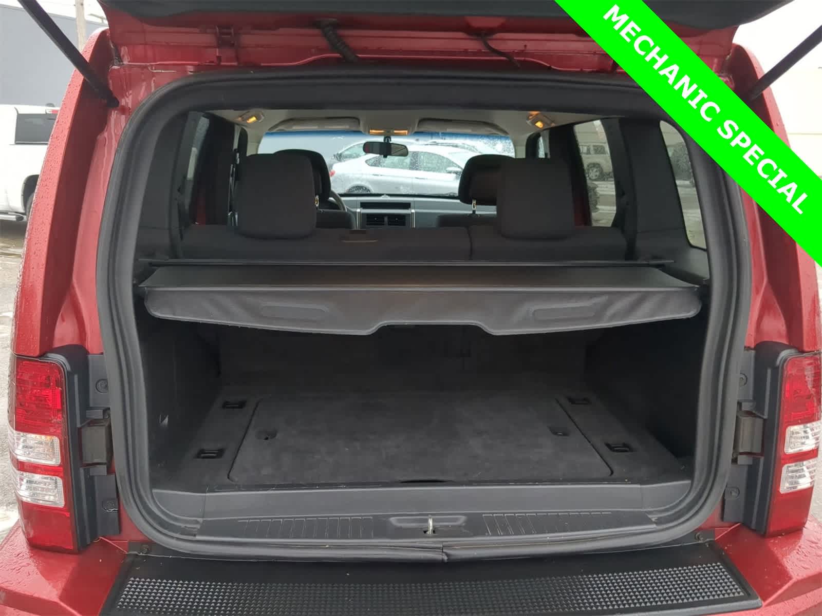 Thumbnail: 2010 Jeep Liberty - 35