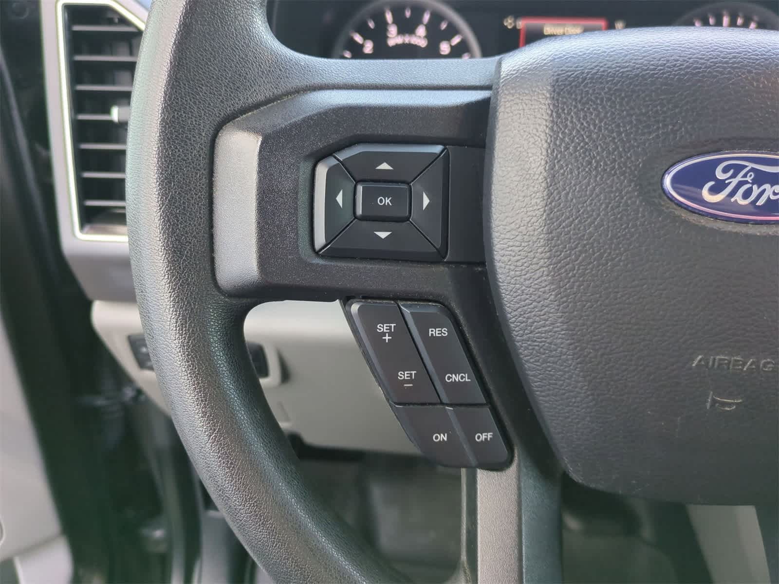 Thumbnail: 2022 Ford Econoline - 23