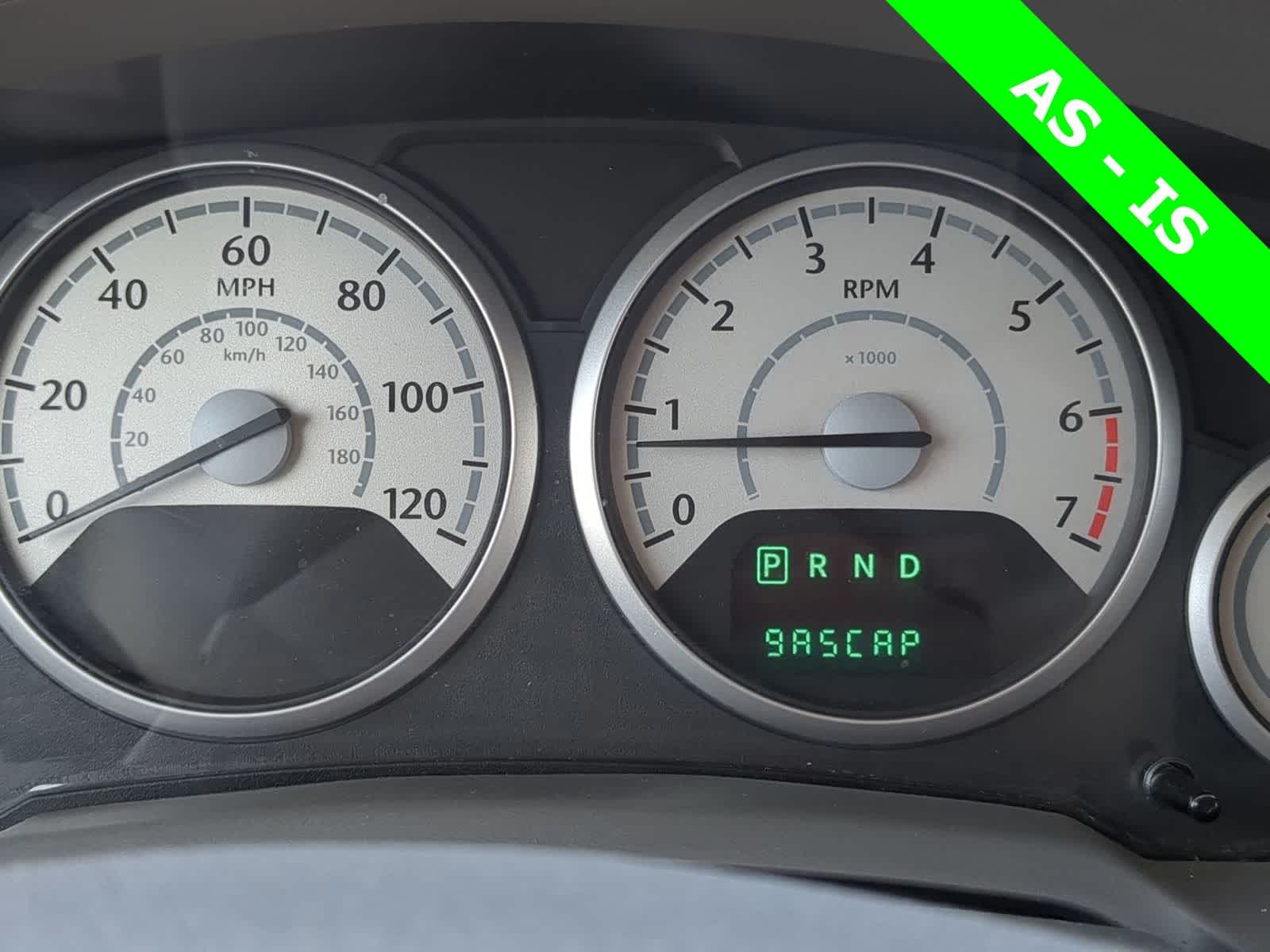 Thumbnail: 2010 Chrysler Town & Country - 26