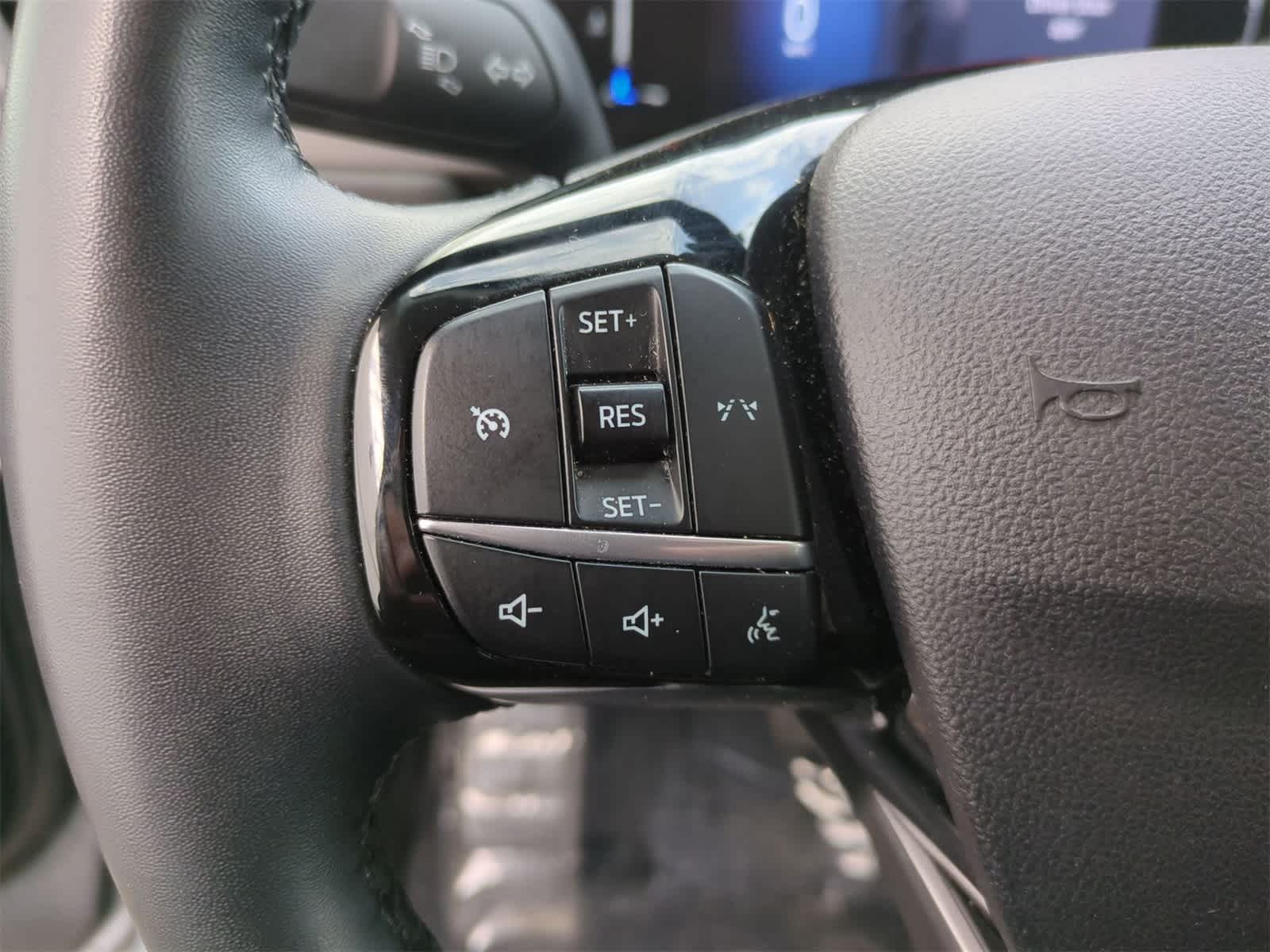 Thumbnail: 2024 Ford Escape - 22