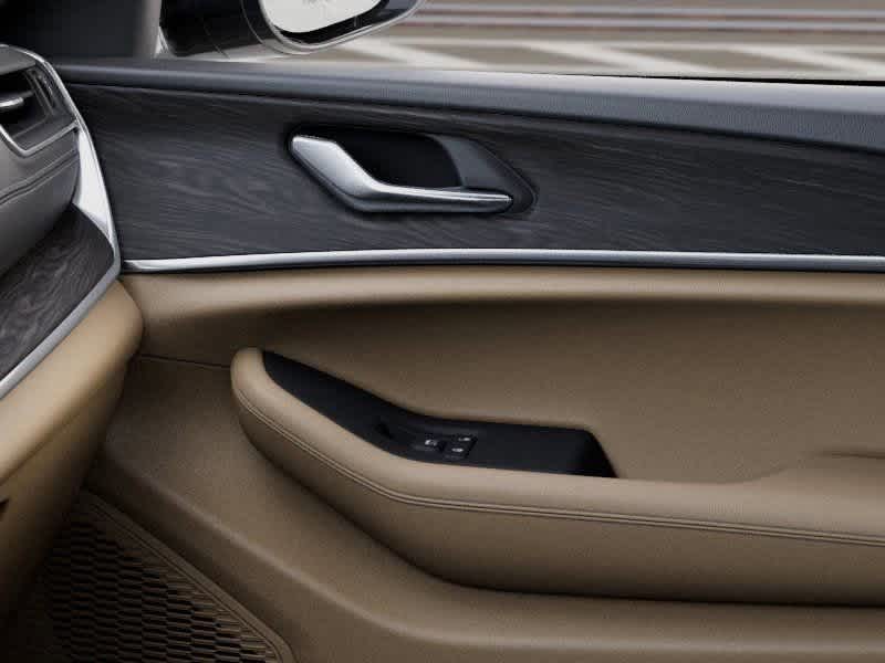 Thumbnail: 2025 Jeep Grand Cherokee - 25