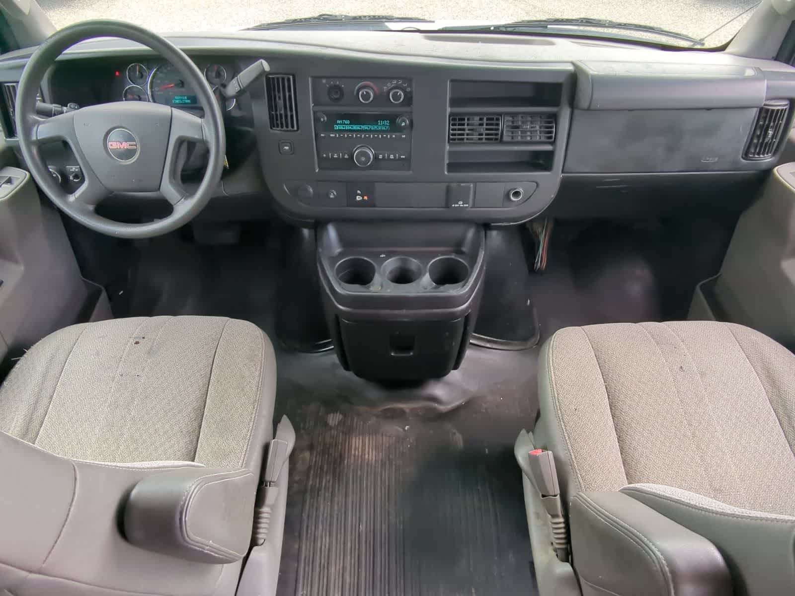 Thumbnail: 2017 GMC Savana - 15