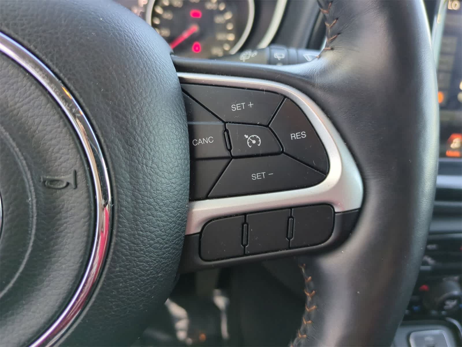 Thumbnail: 2018 Jeep Compass - 25