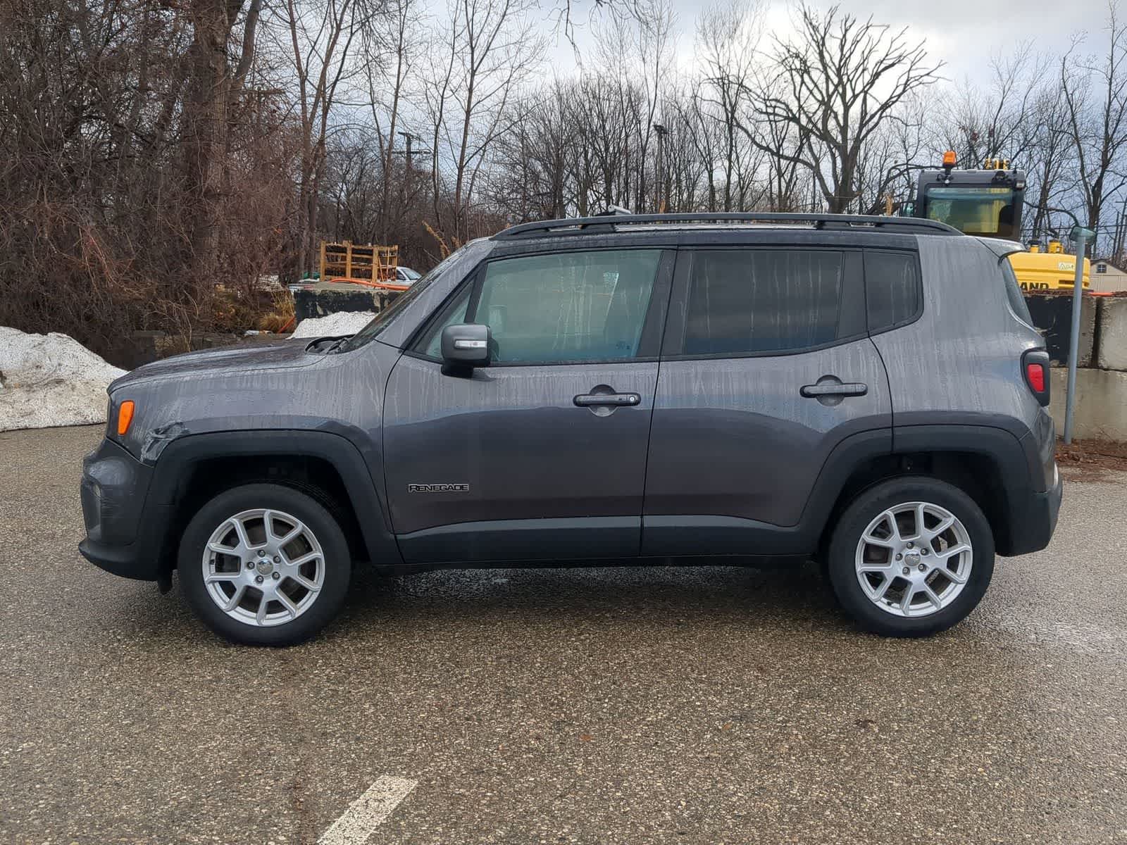 Thumbnail: 2021 Jeep Renegade - 11
