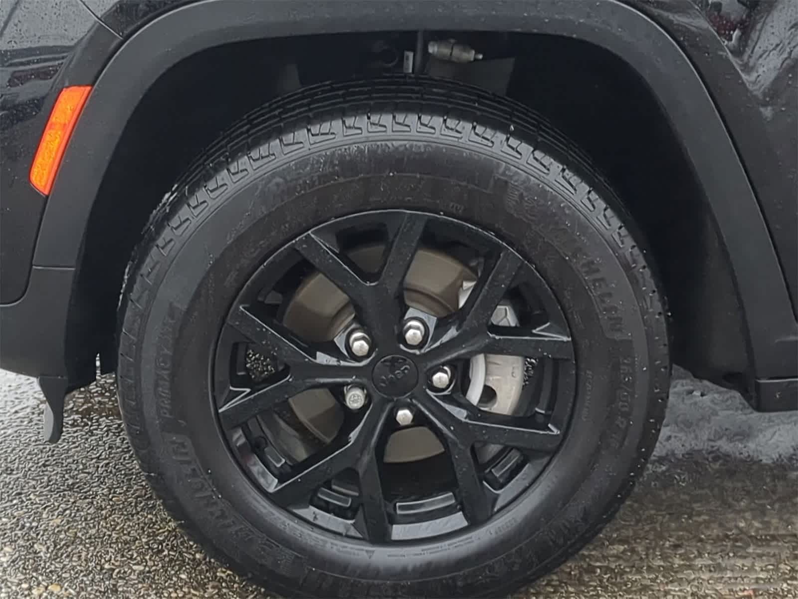 Thumbnail: 2024 Jeep Grand Cherokee - 21