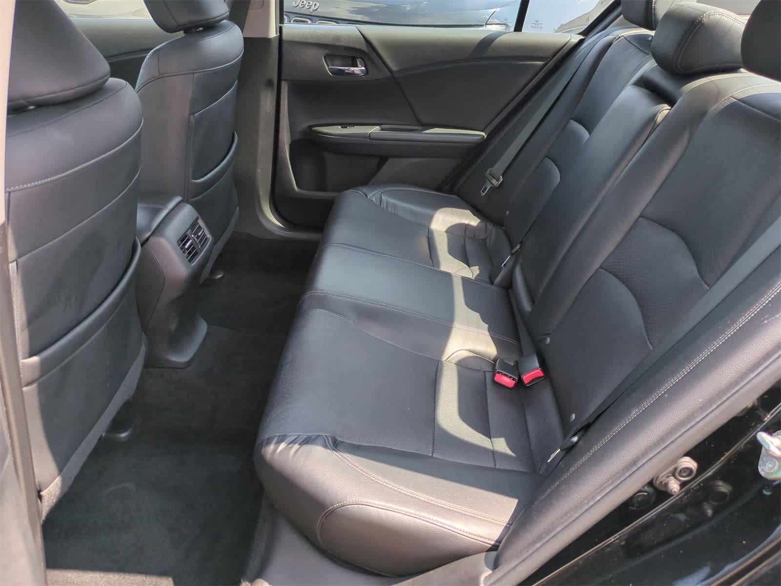 Thumbnail: 2015 Honda Accord - 18