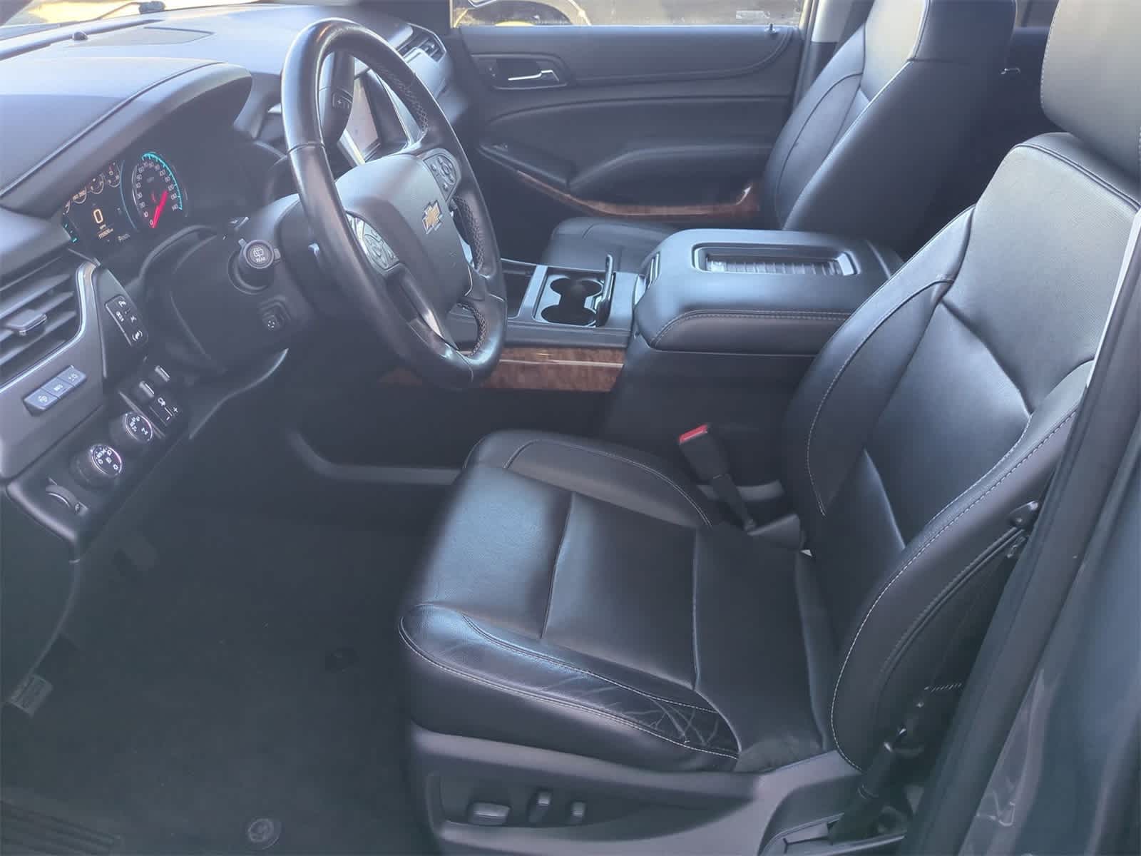 Thumbnail: 2020 Chevrolet Suburban - 16