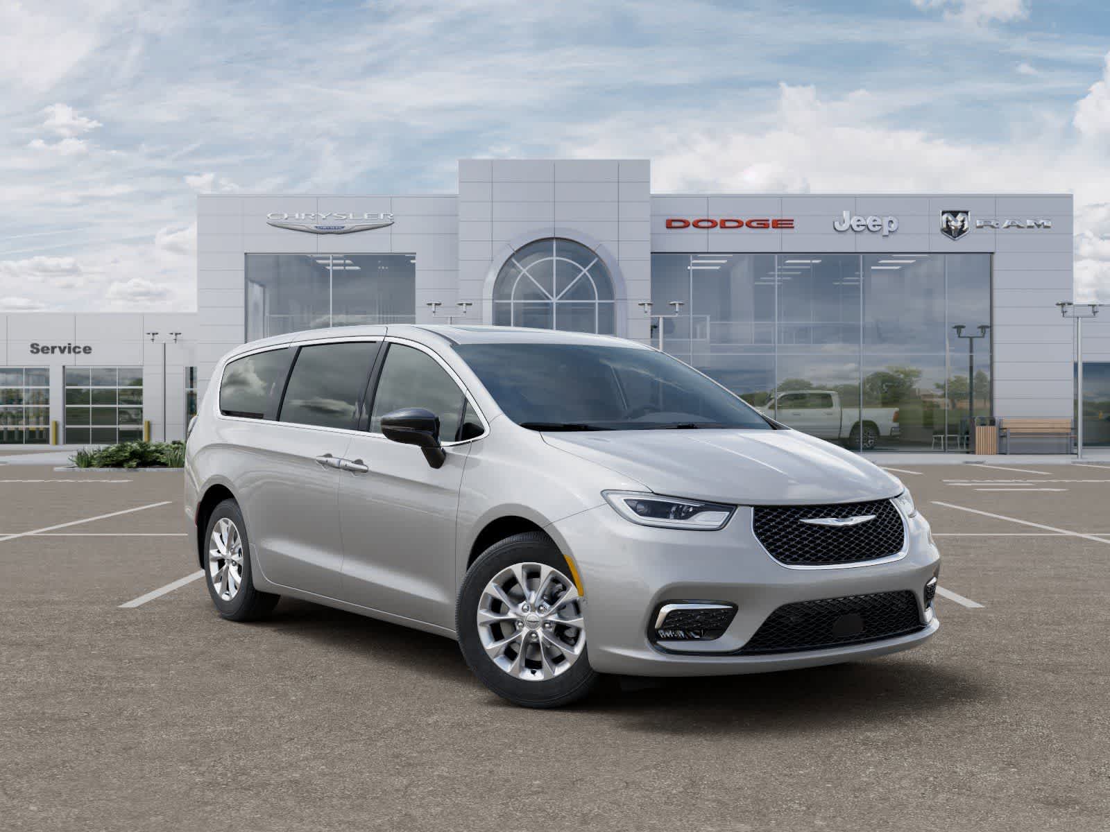 Thumbnail: 2026 Chrysler Pacifica - 5