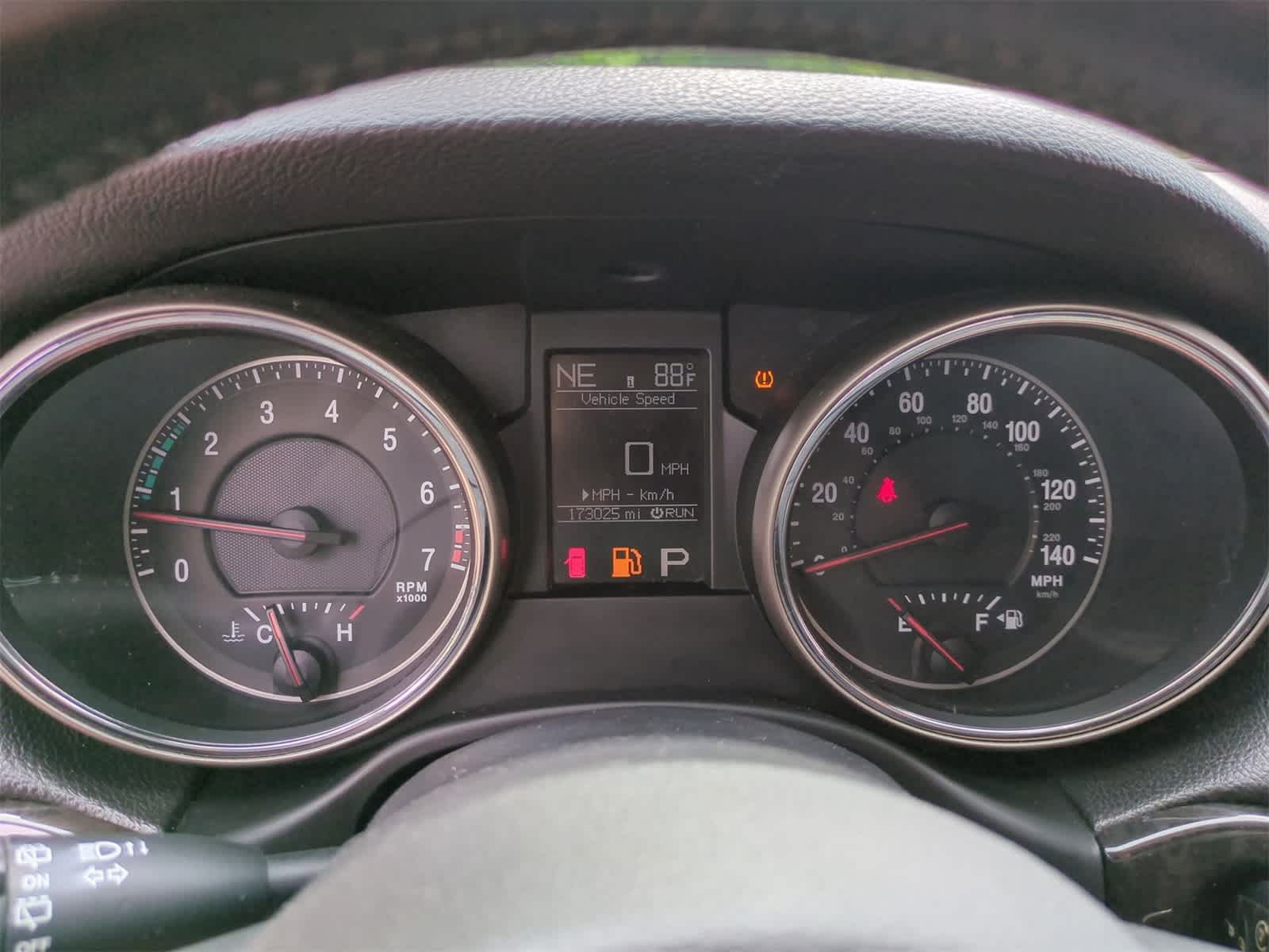 Thumbnail: 2013 Jeep Grand Cherokee - 28
