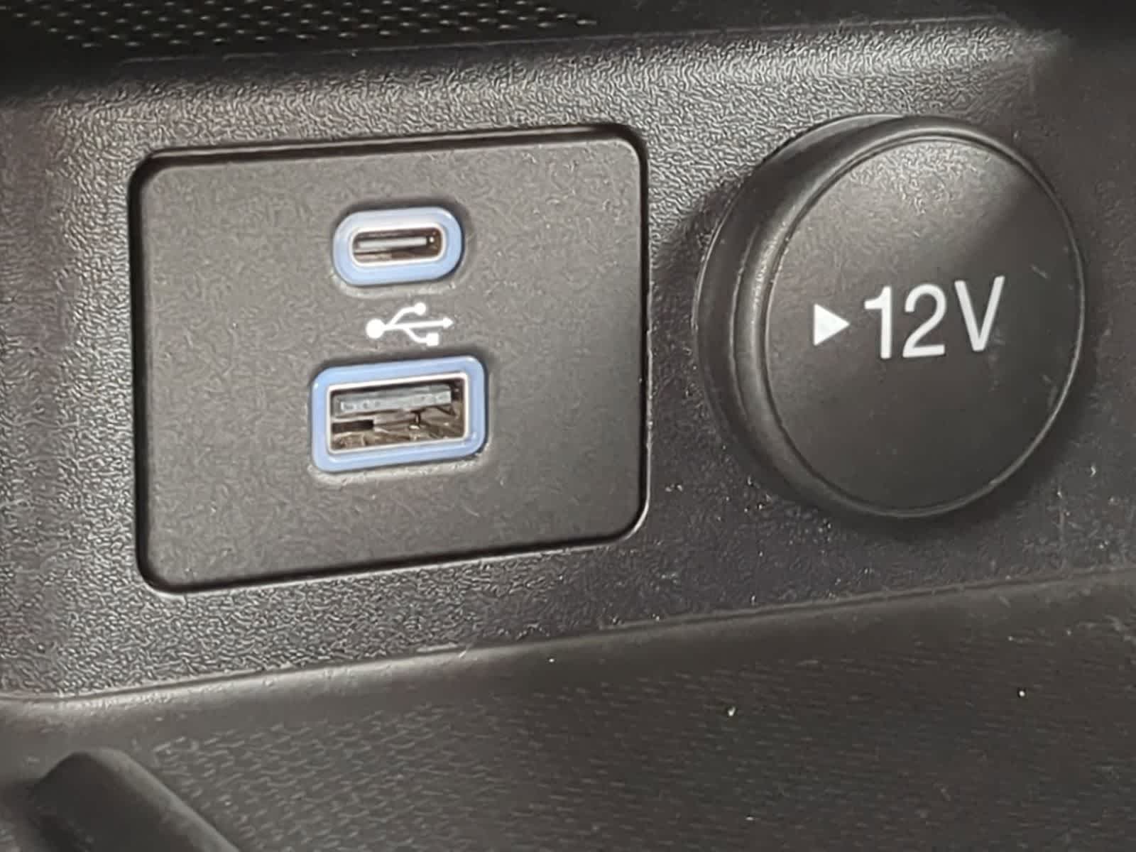 Thumbnail: 2022 Ford Escape - 31