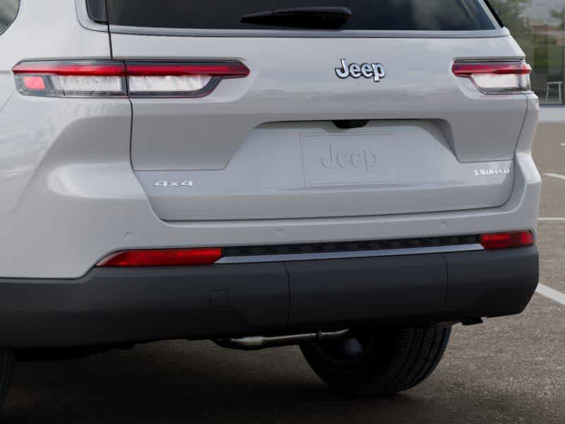 Thumbnail: 2026 Jeep Grand Cherokee L - 13