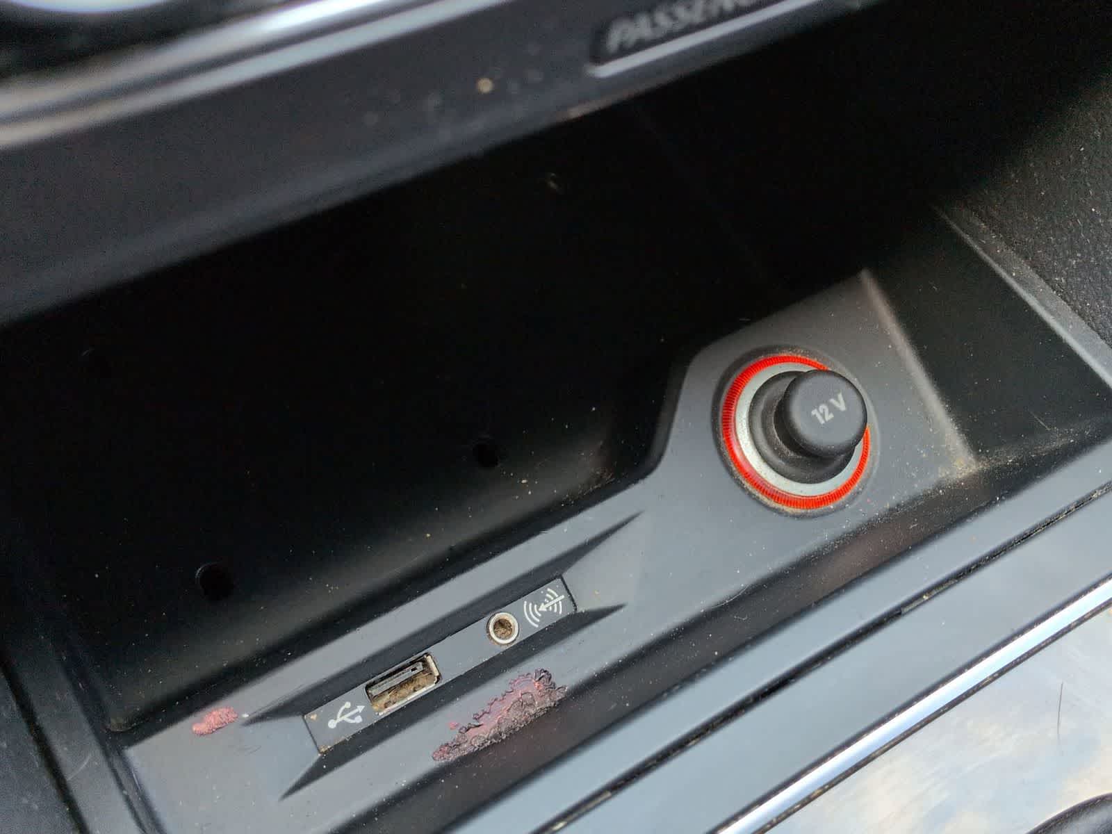 Thumbnail: 2018 Volkswagen Passat - 30