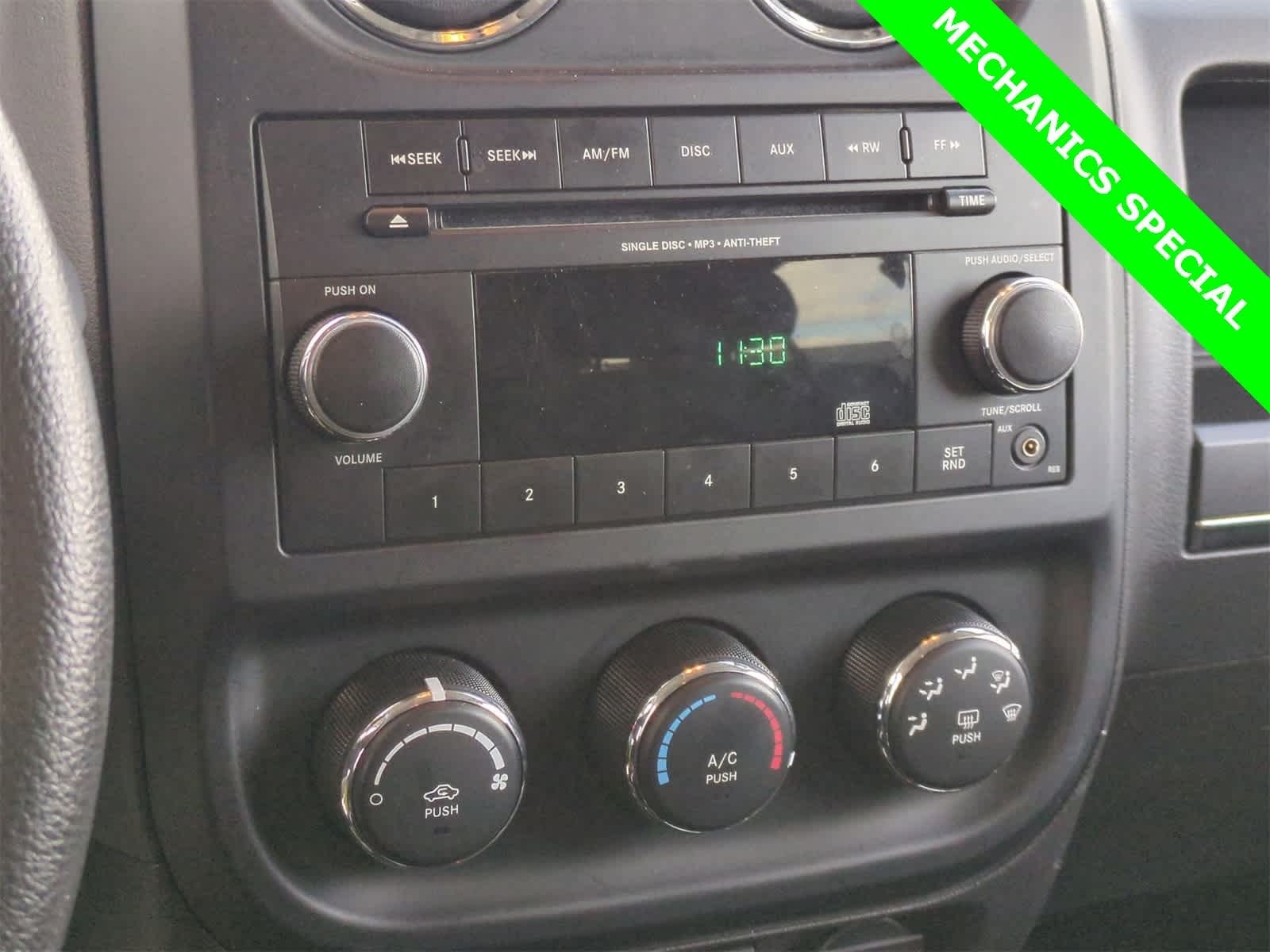 Thumbnail: 2012 Jeep Patriot - 27