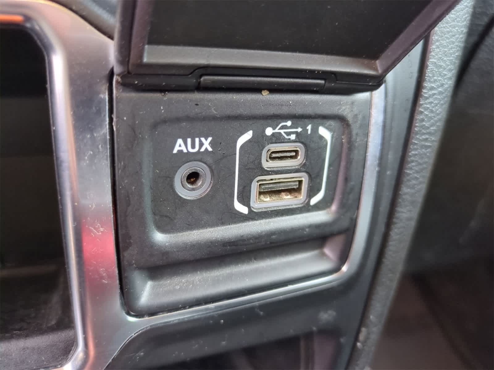 Thumbnail: 2021 Jeep Wrangler - 30