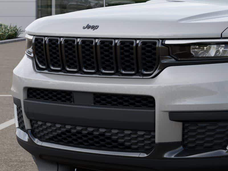 Thumbnail: 2025 Jeep Grand Cherokee L - 11
