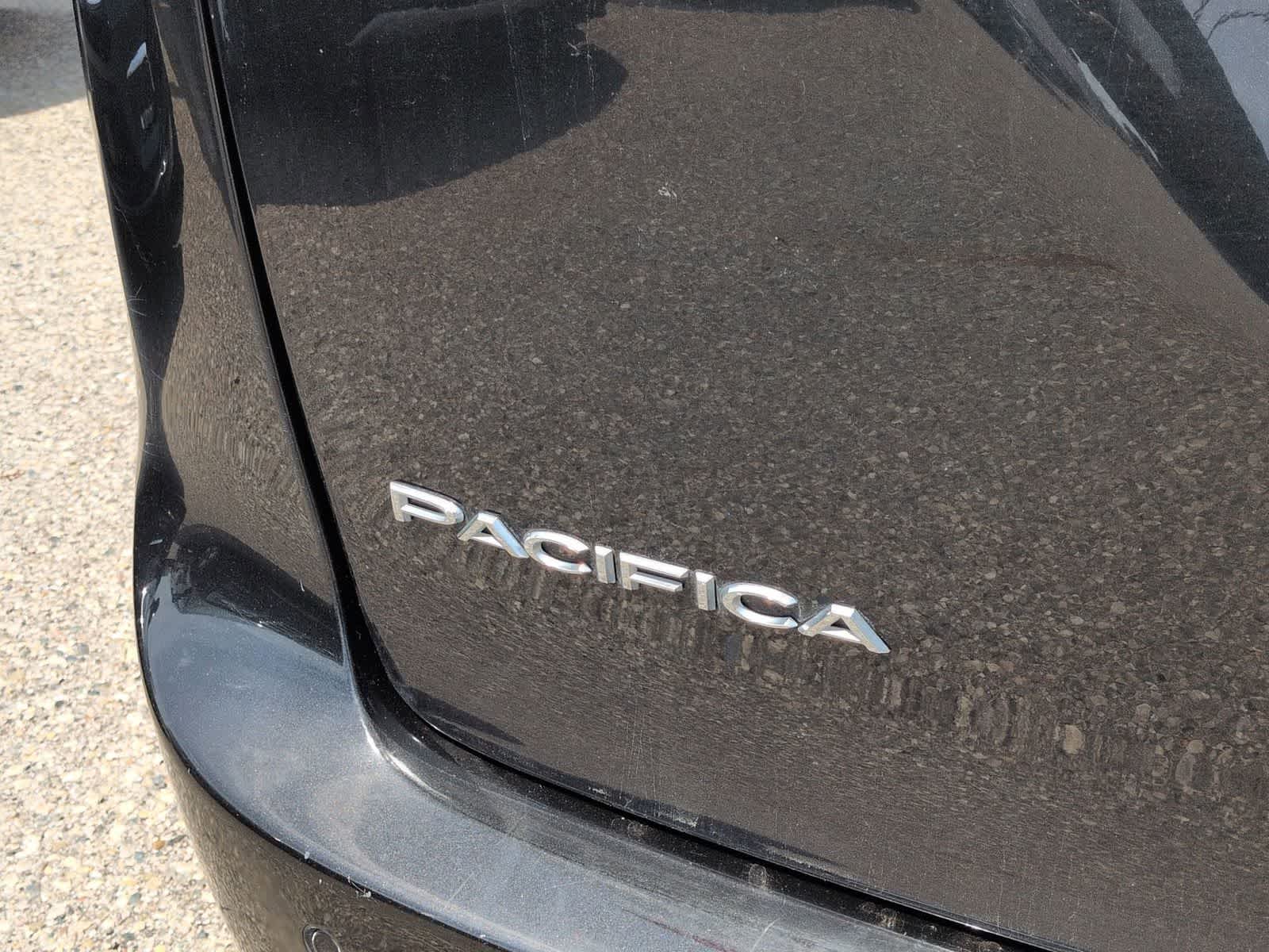 Thumbnail: 2023 Chrysler Pacifica - 13