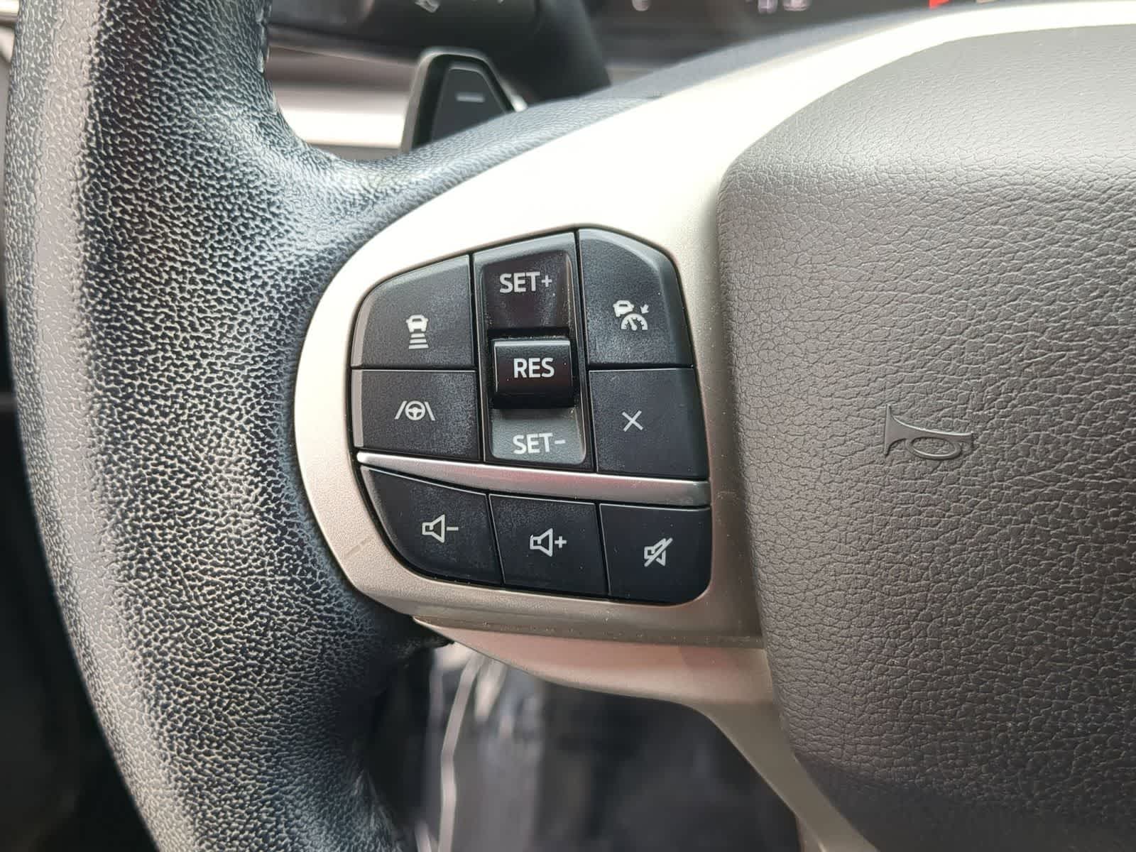 Thumbnail: 2020 Ford Explorer - 23