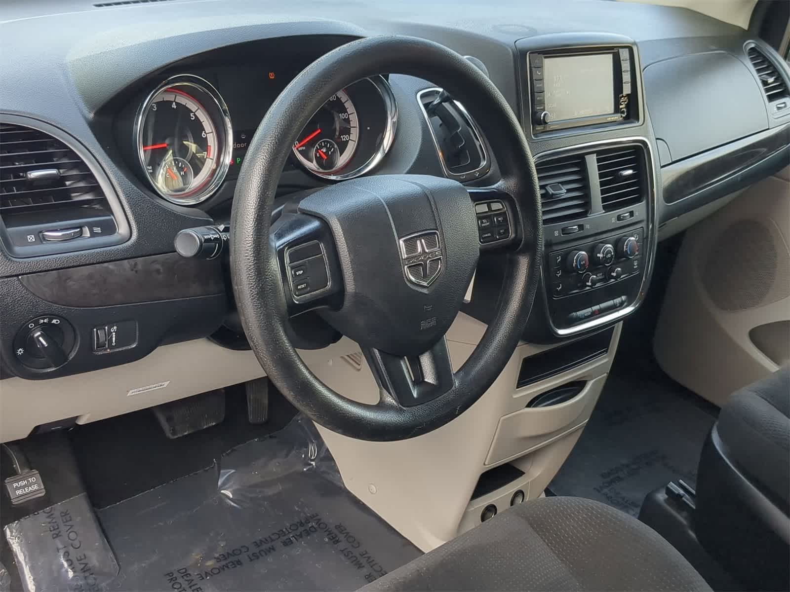 Thumbnail: 2018 Dodge Grand Caravan - 10