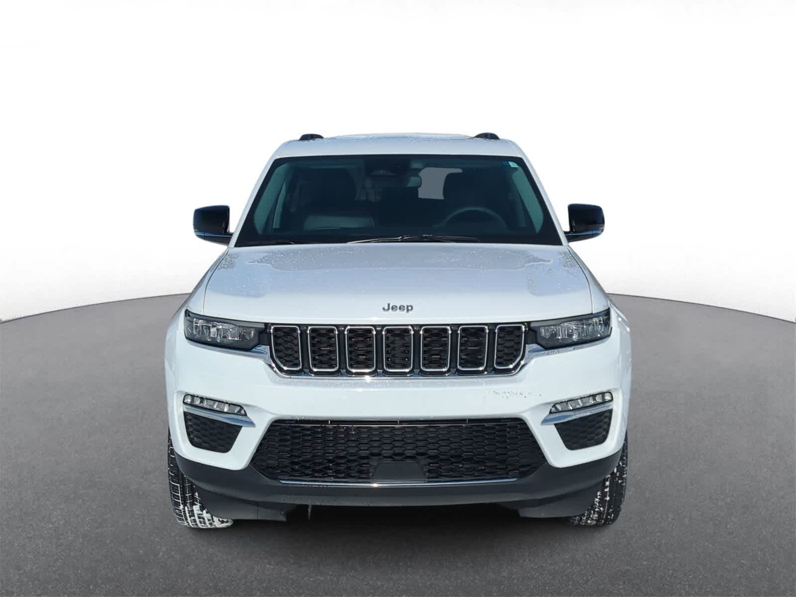 Thumbnail: 2023 Jeep Grand Cherokee - 3