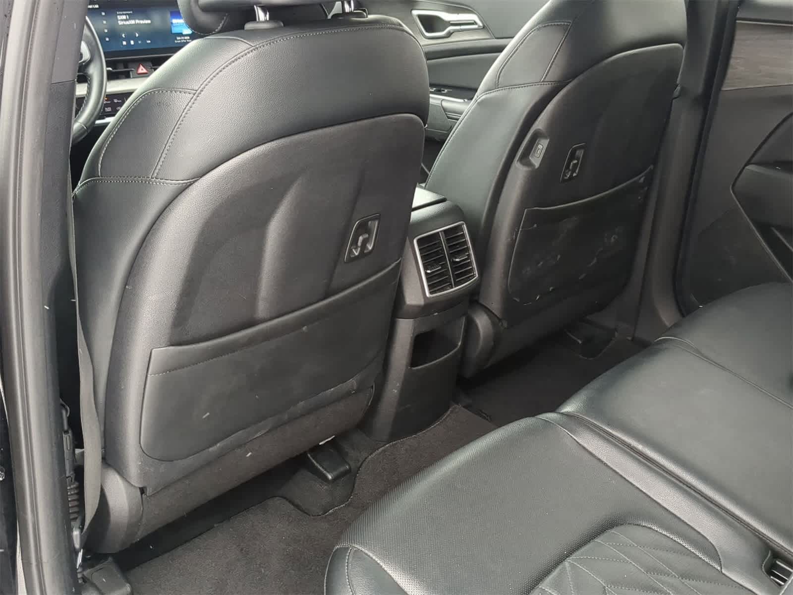 Thumbnail: 2023 Kia Sportage - 18