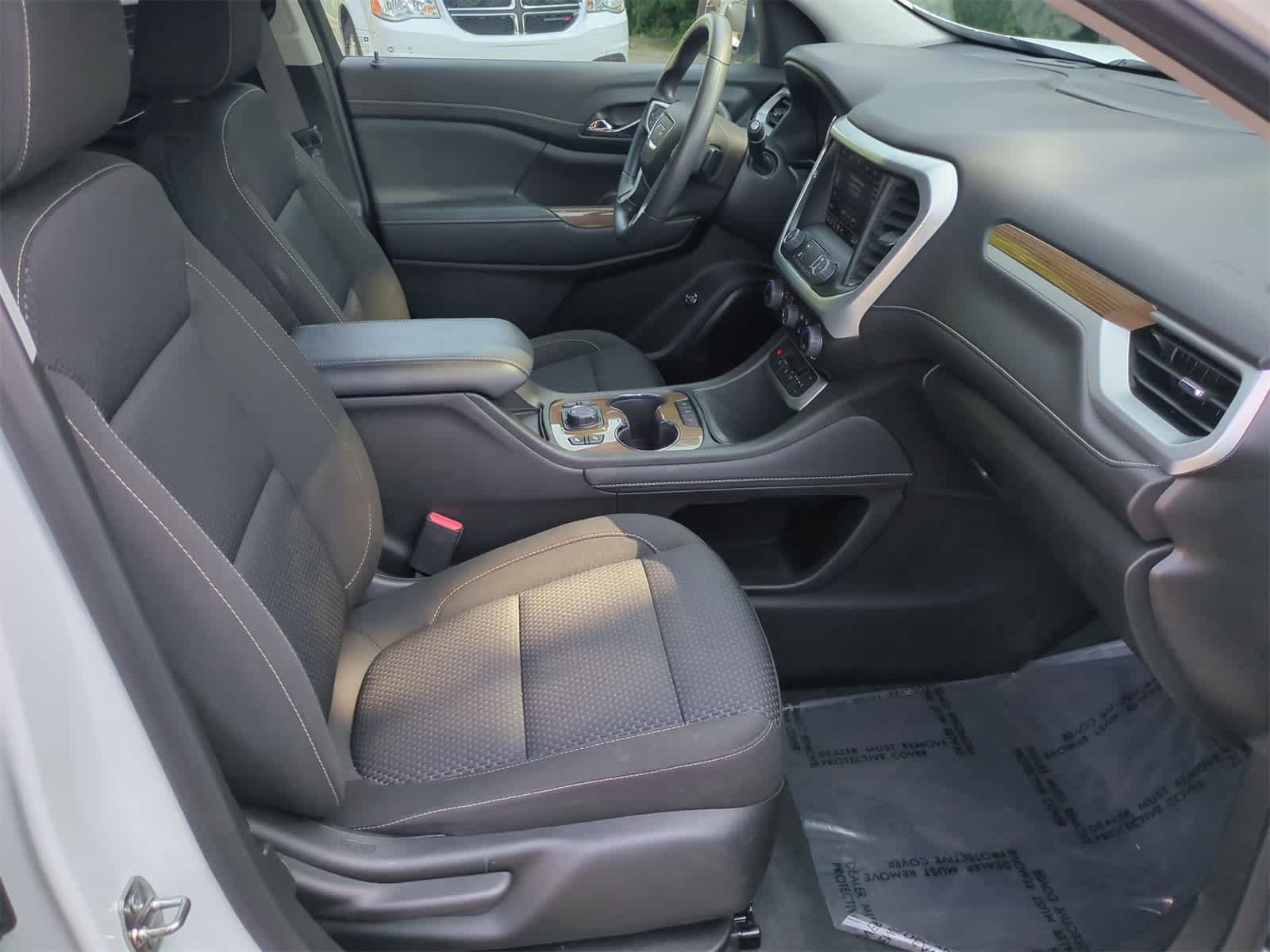 Thumbnail: 2023 GMC Acadia - 19