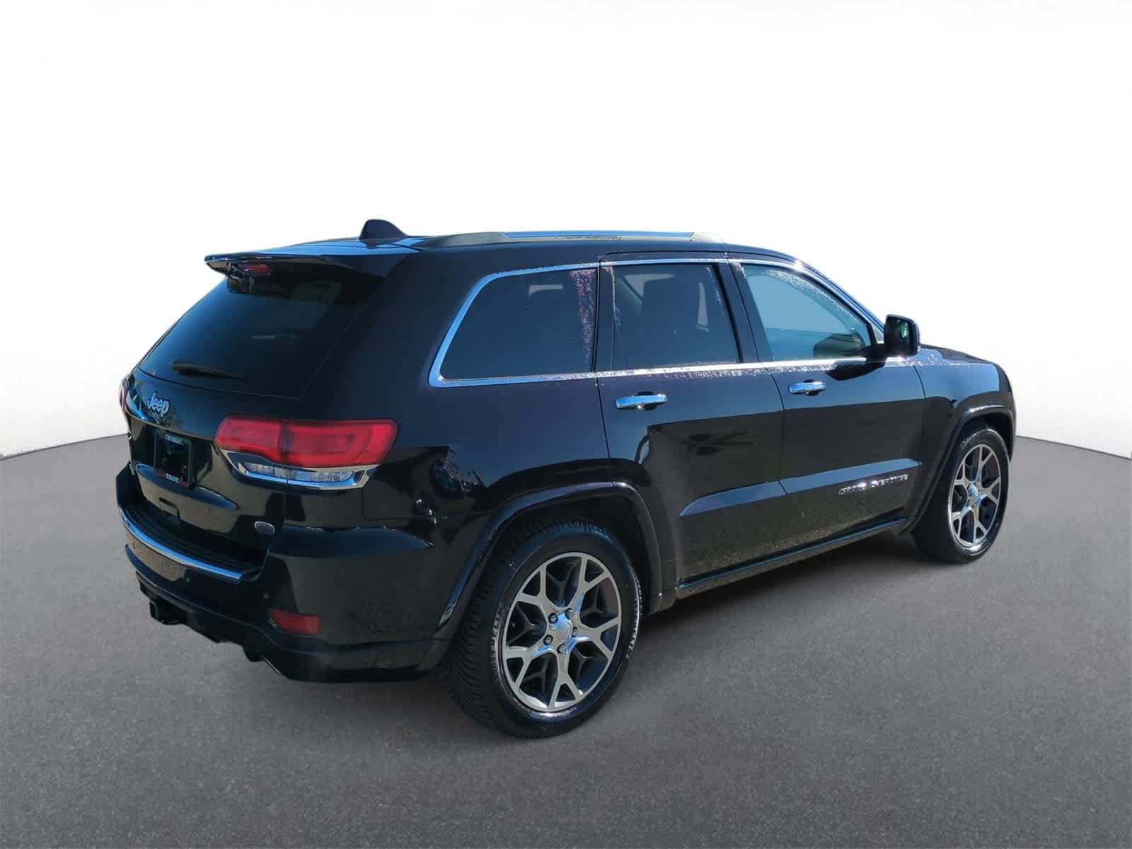 Thumbnail: 2019 Jeep Grand Cherokee - 8