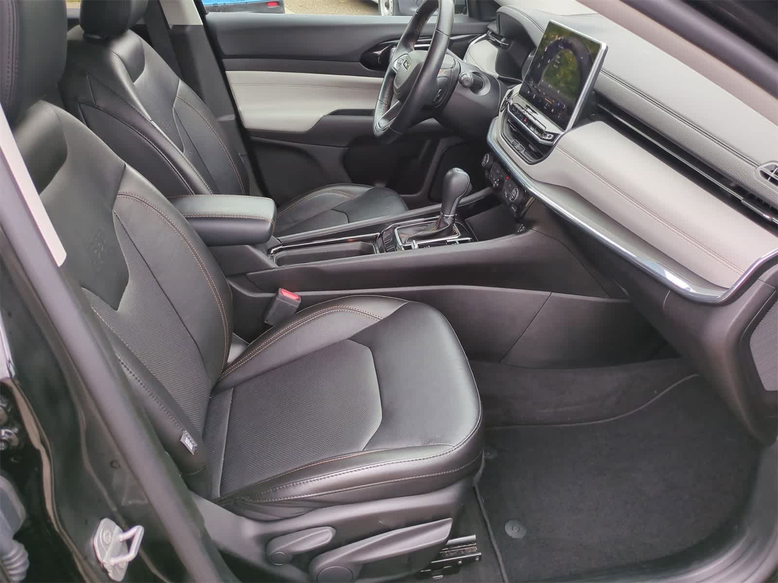 Thumbnail: 2022 Jeep Compass - 22