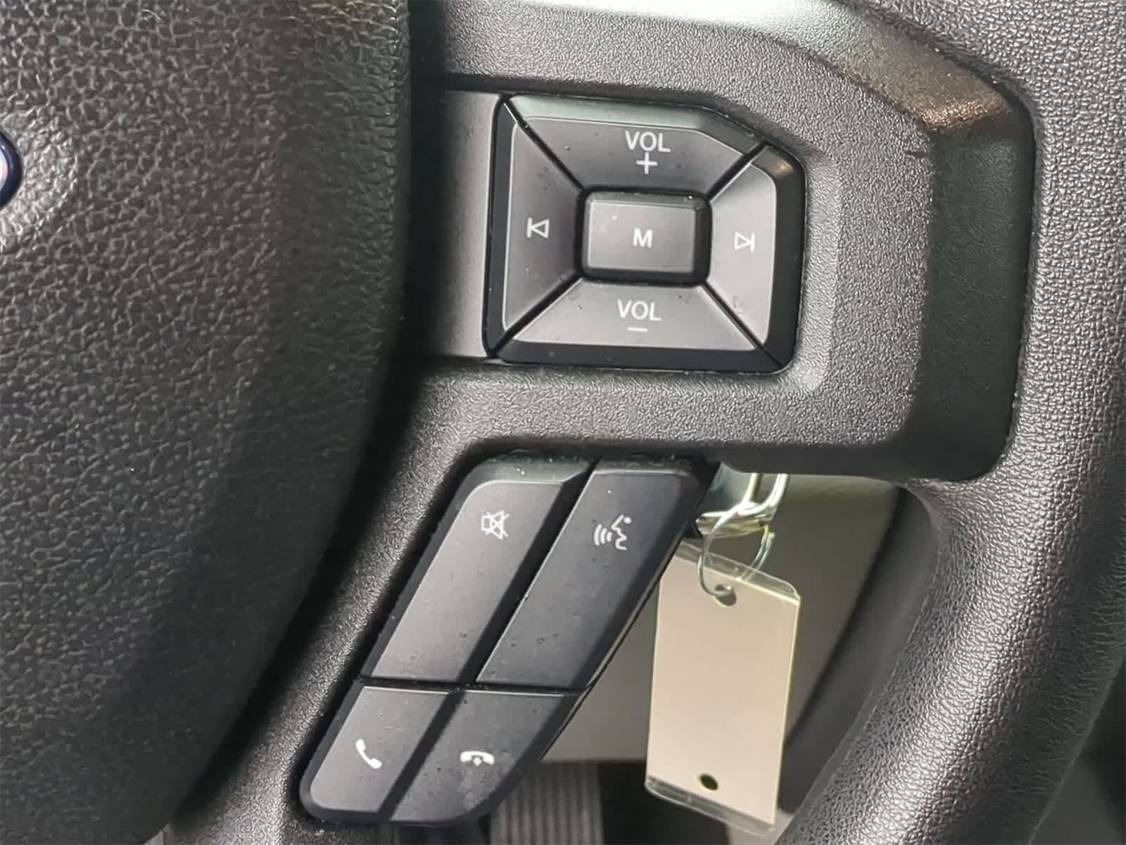 Thumbnail: 2019 Ford Econoline - 31