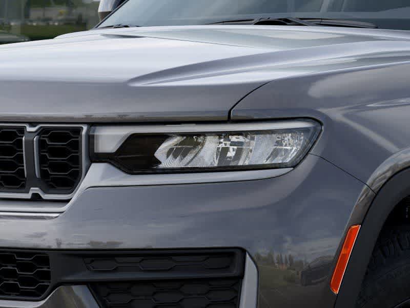 Thumbnail: 2026 Jeep Grand Cherokee L - 10