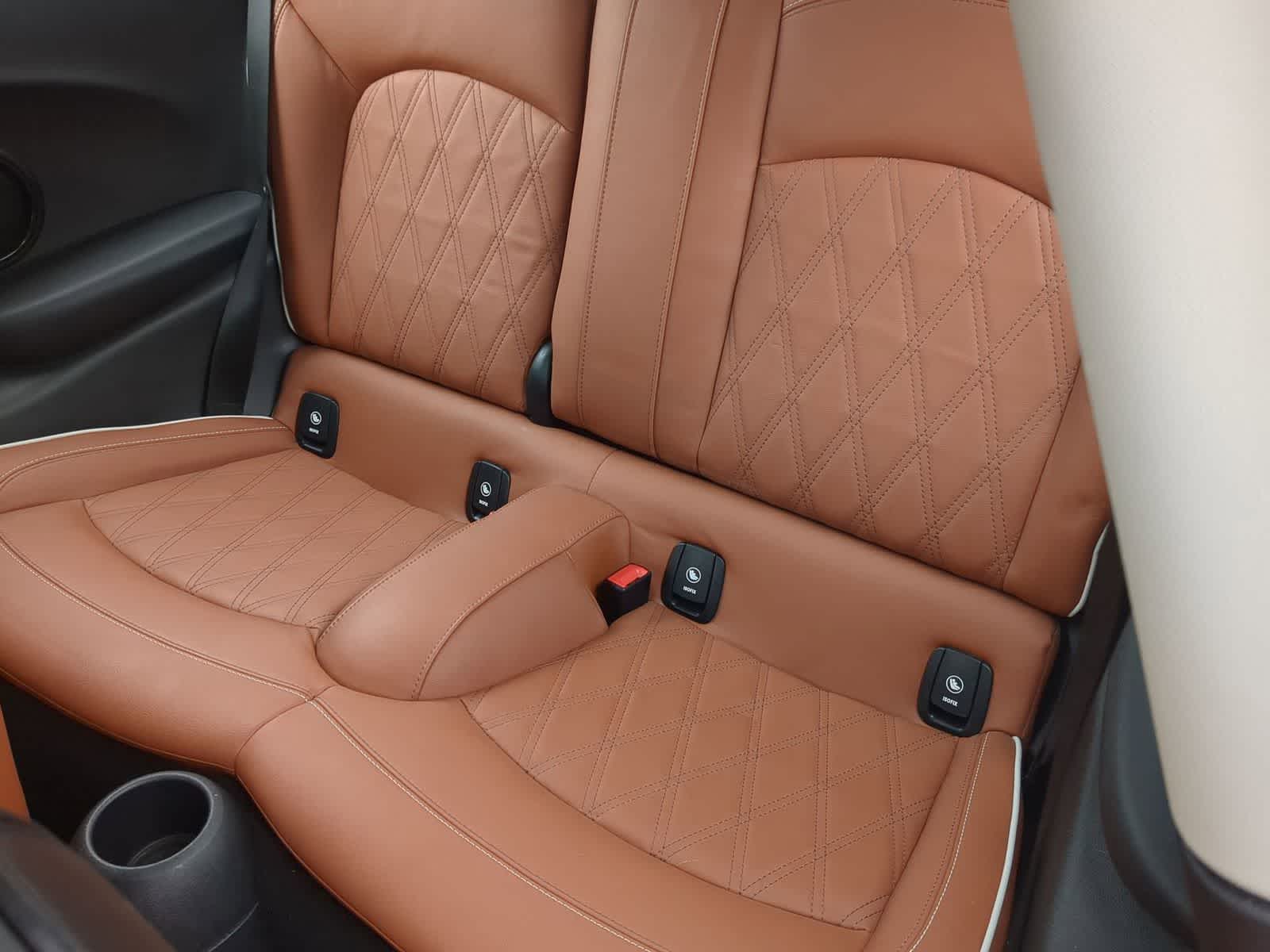 Thumbnail: 2021 MINI Cooper Hardtop - 24