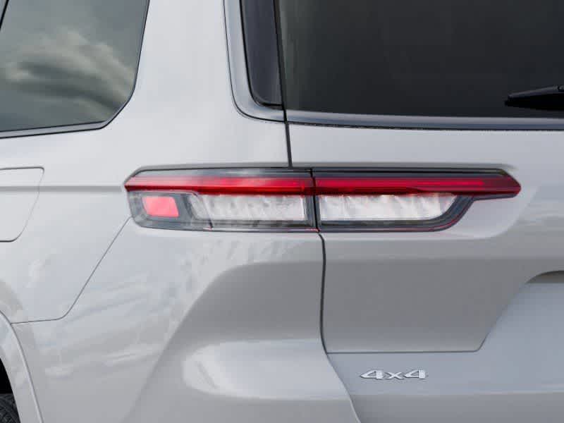 Thumbnail: 2026 Jeep Grand Cherokee L - 9
