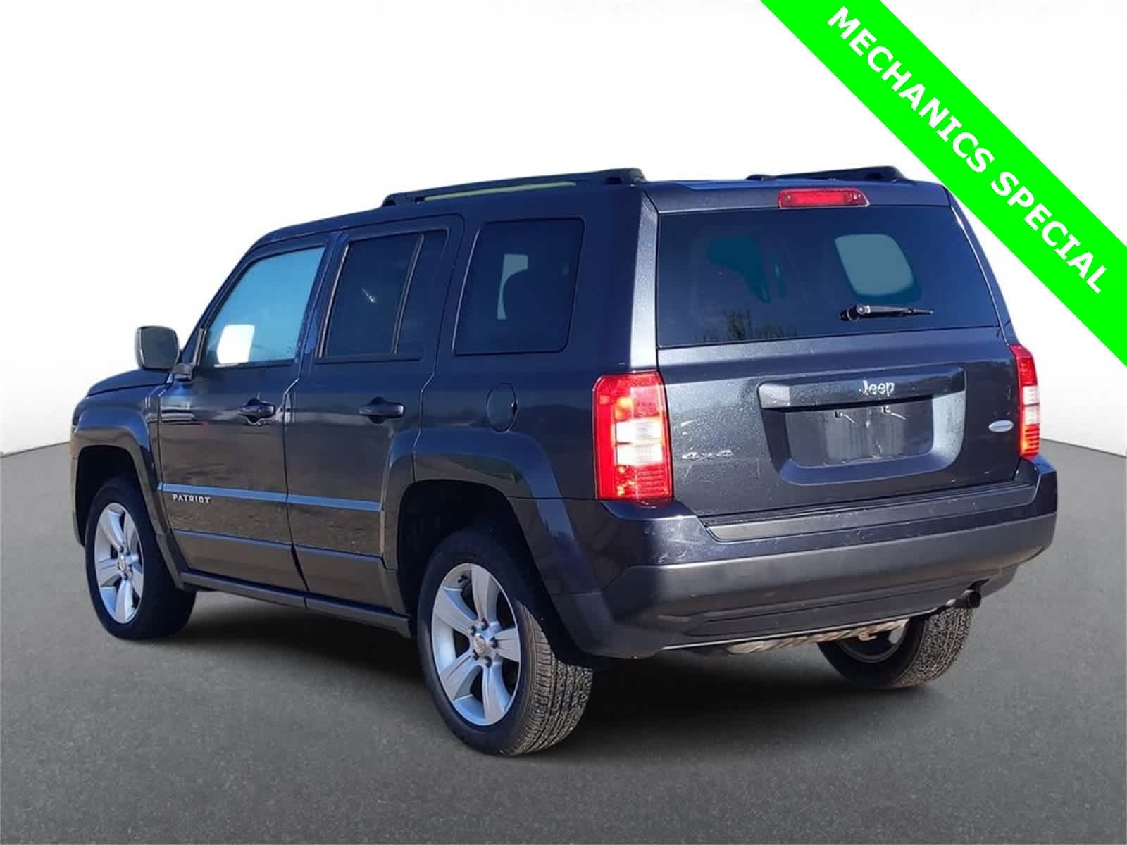 Thumbnail: 2015 Jeep Patriot - 6
