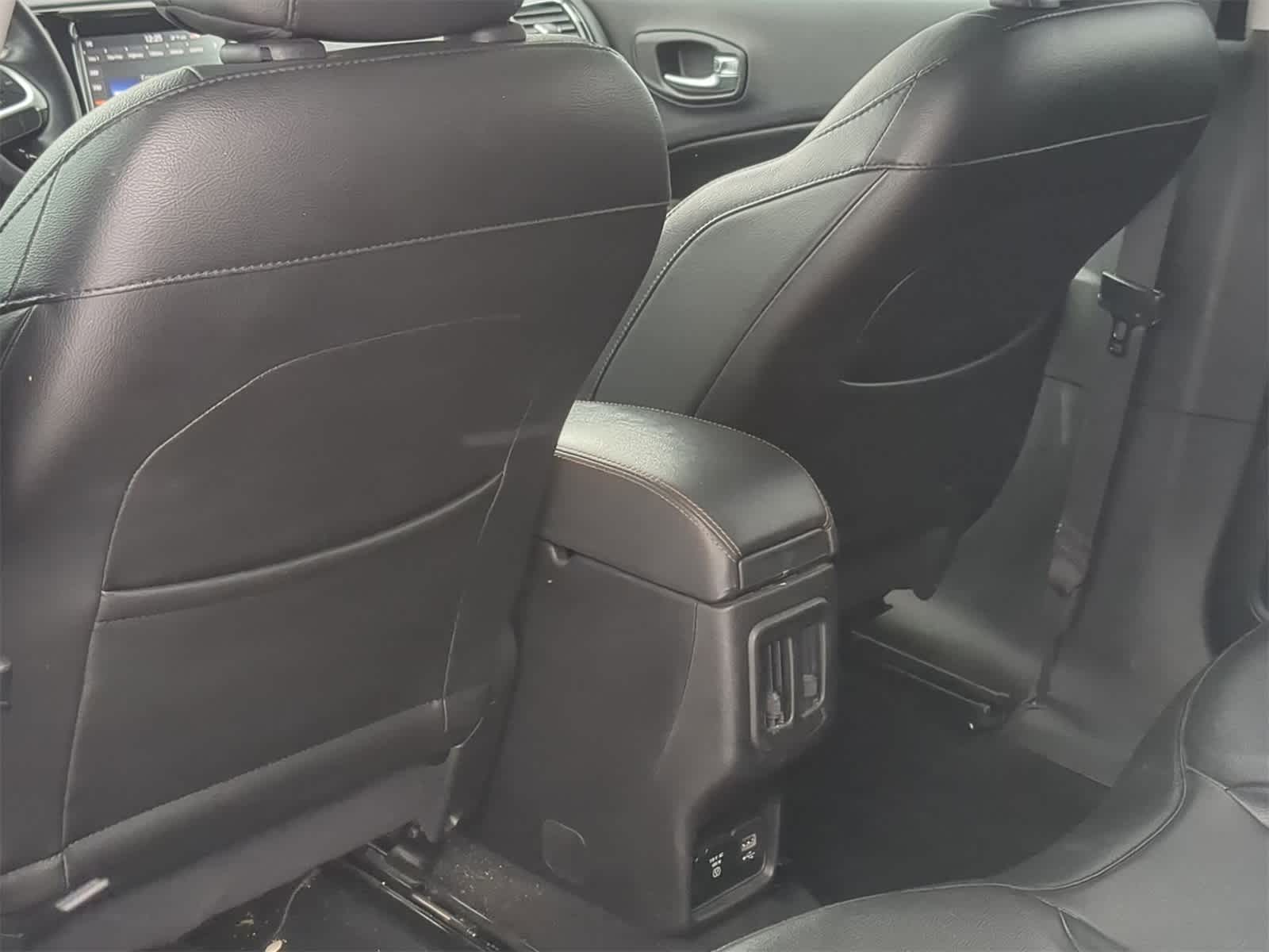 Thumbnail: 2020 Jeep Compass - 25