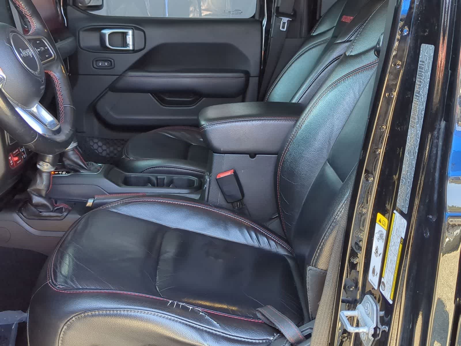 Thumbnail: 2020 Jeep Gladiator - 16