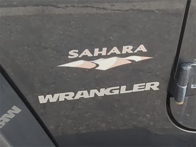 2008 Jeep Wrangler Sahara 13