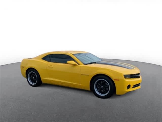 Used 2013 Chevrolet Camaro 1LS with VIN 2G1FE1E35D9211218 for sale in Troy, MI