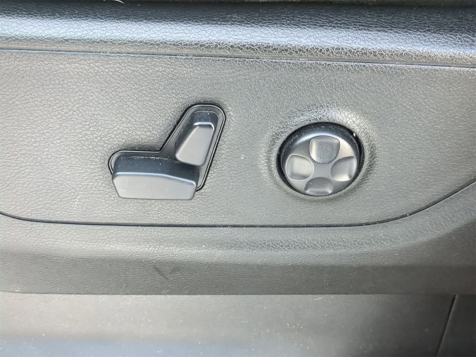 Thumbnail: 2020 RAM 1500 - 17