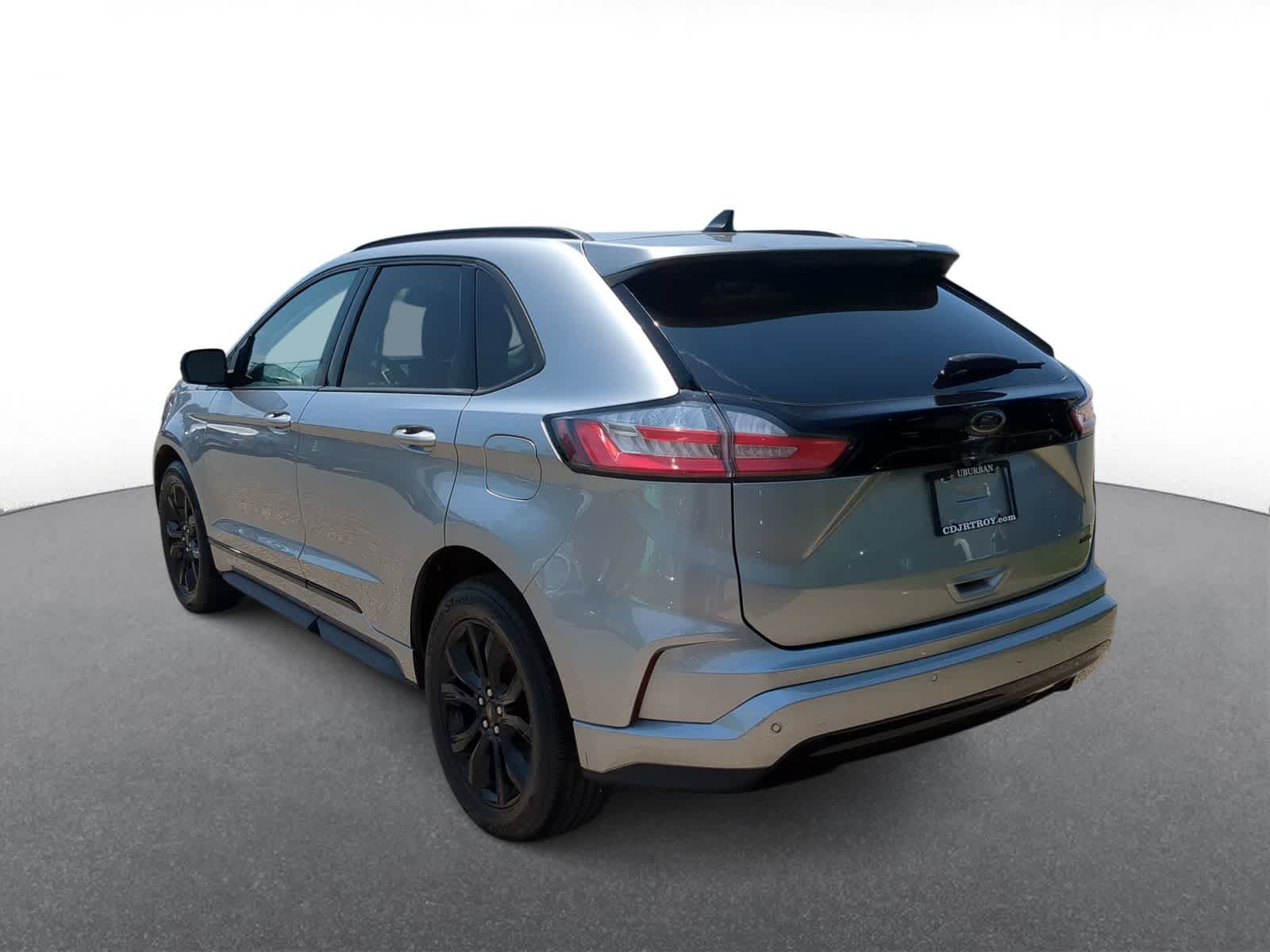 Thumbnail: 2022 Ford Edge - 6