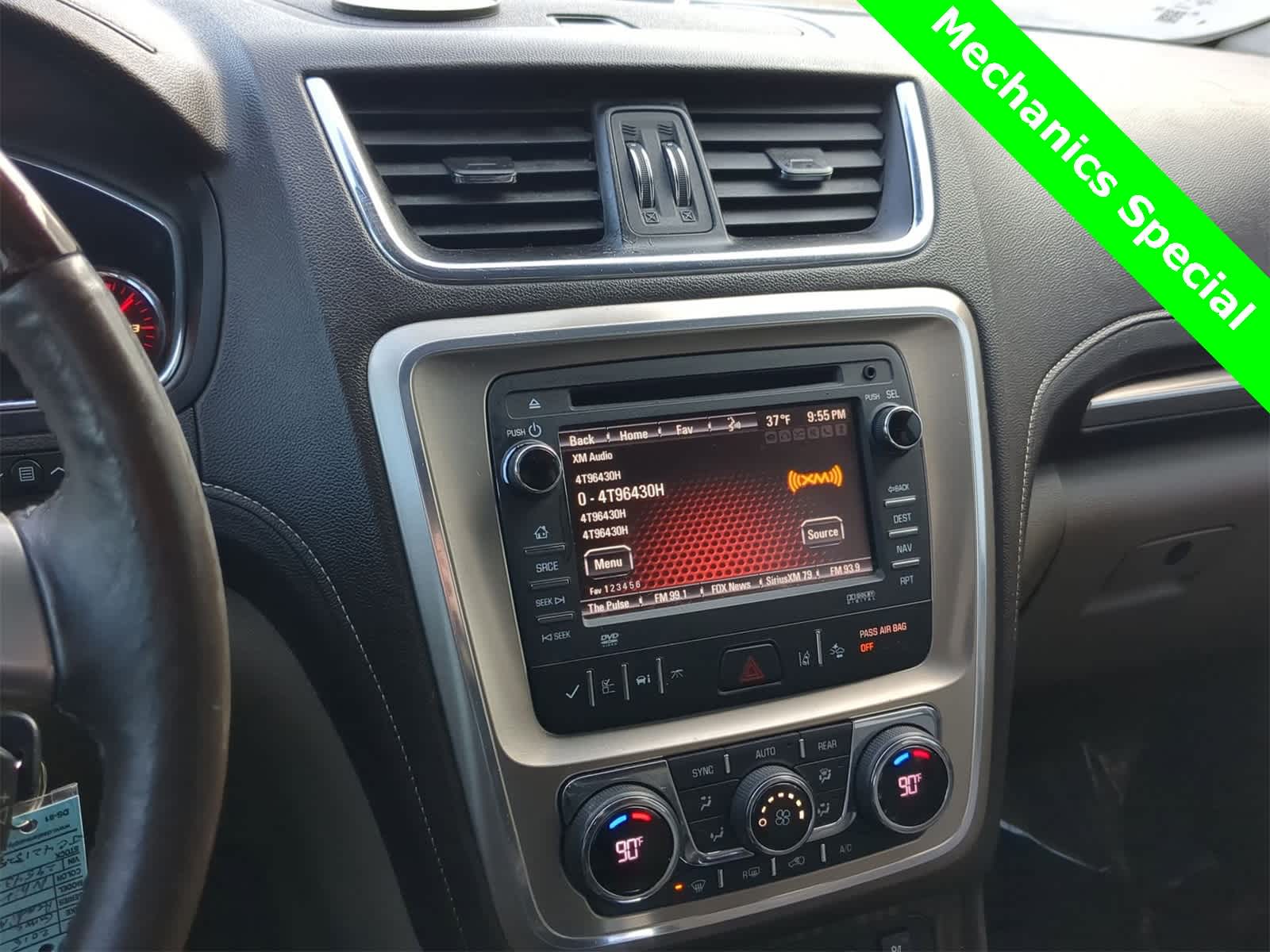 Thumbnail: 2015 GMC Acadia - 28