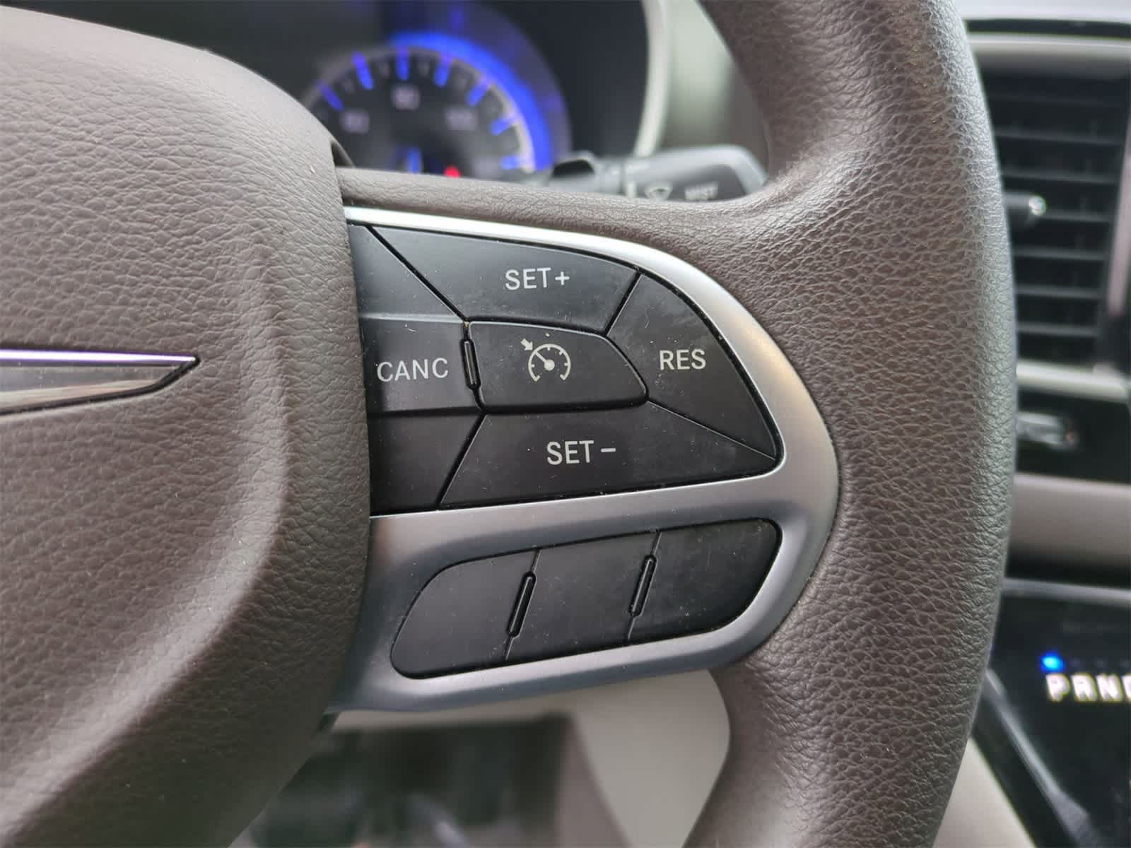 Thumbnail: 2017 Chrysler Pacifica - 24