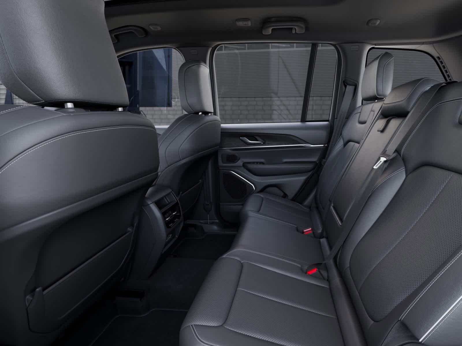 Thumbnail: 2026 Jeep Grand Cherokee - 23