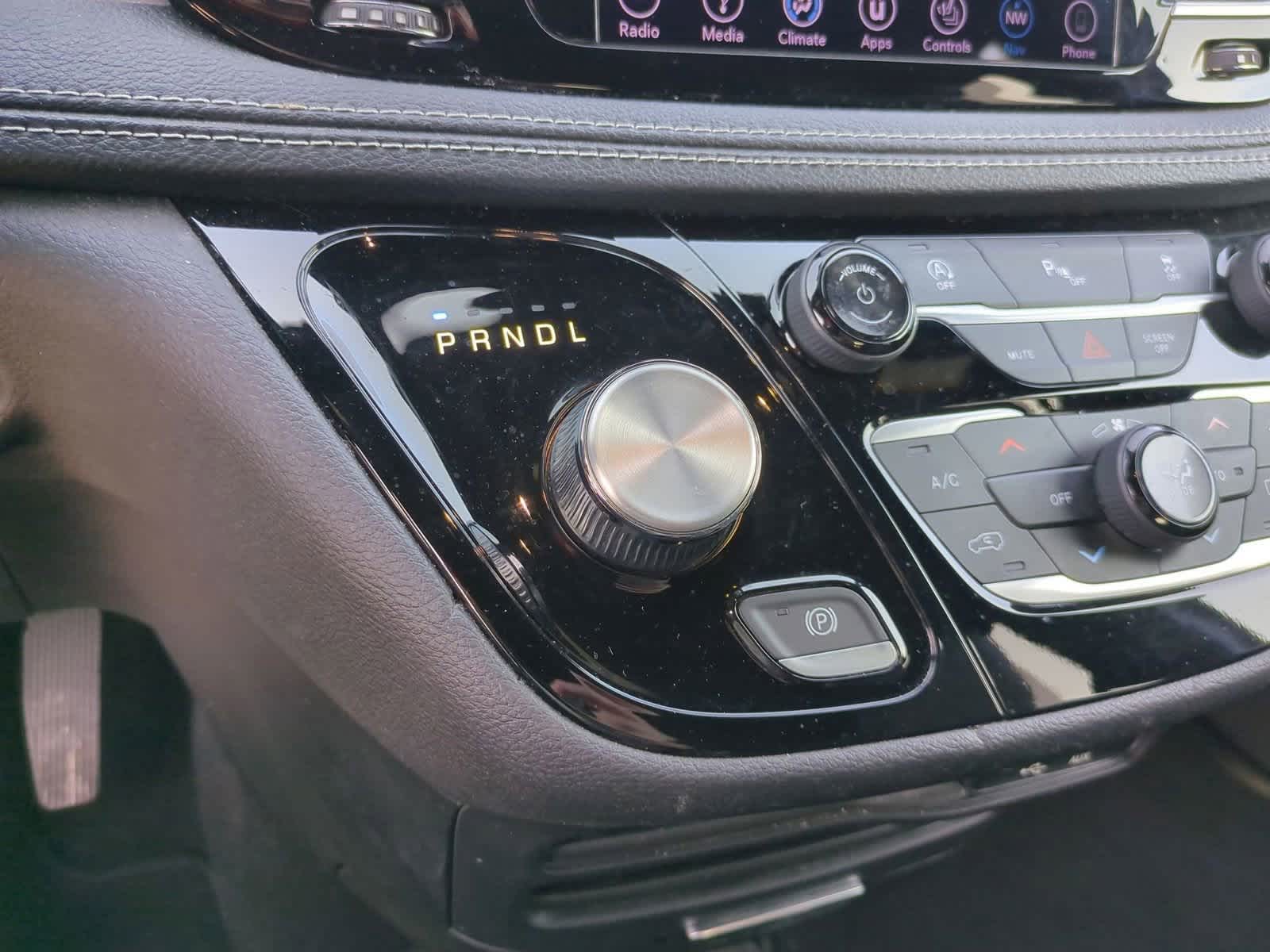 Thumbnail: 2019 Chrysler Pacifica - 29