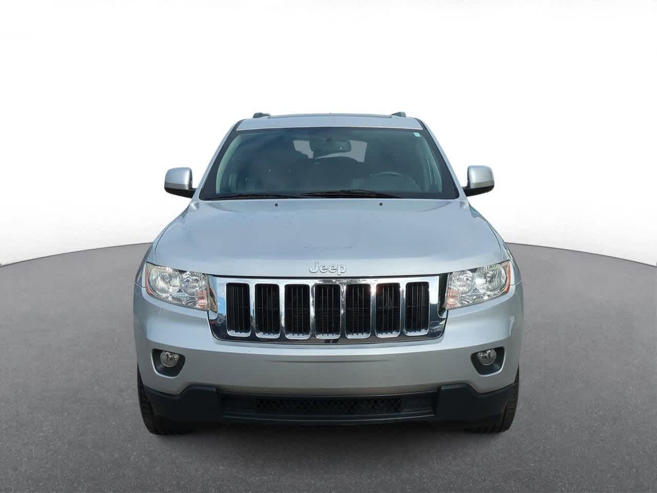 Thumbnail: 2011 Jeep Grand Cherokee - 3